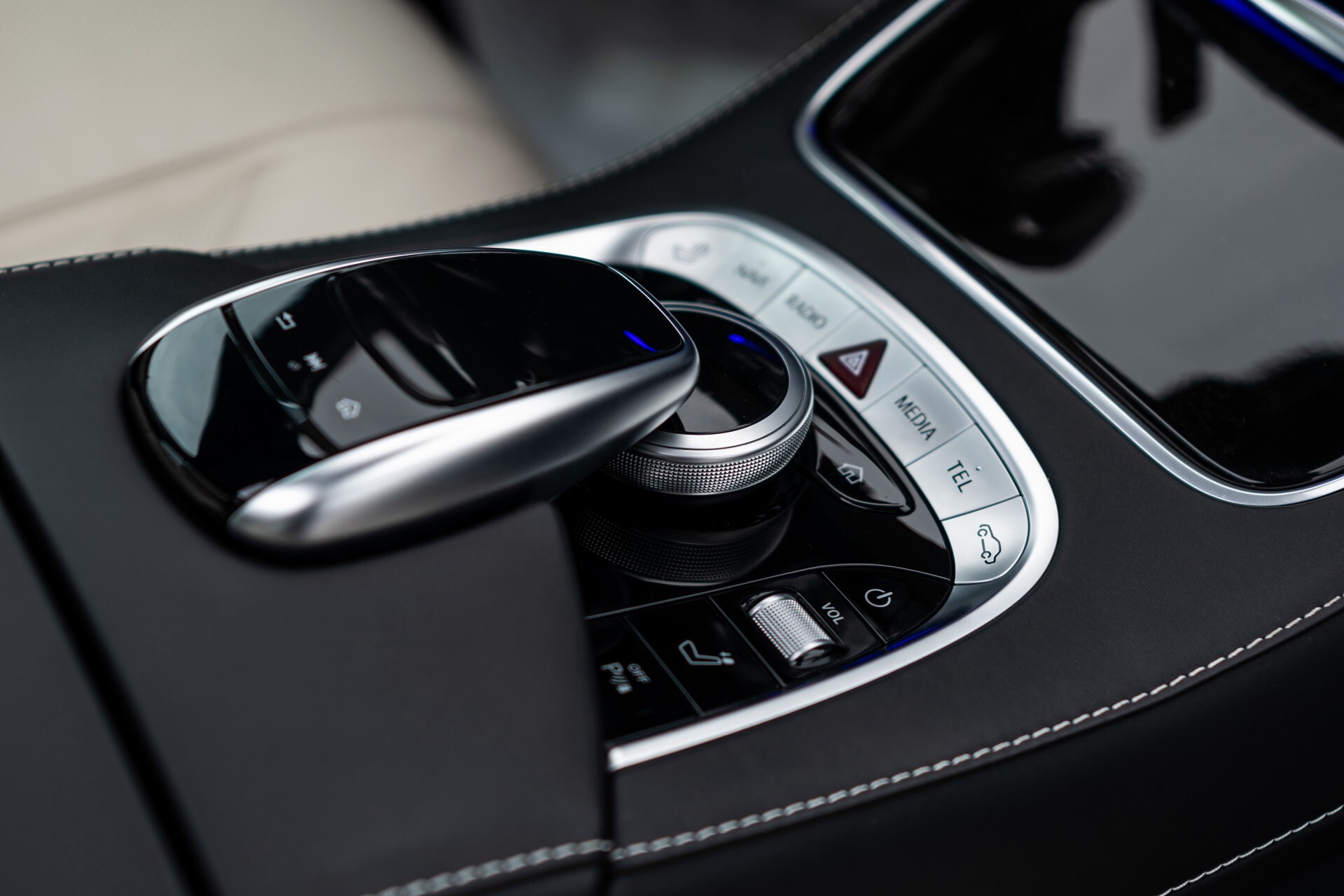 Mercedes-Benz S-Klasse 400d 4-M Lang AMG Plus Premium Plus Aut9 . Foto 30