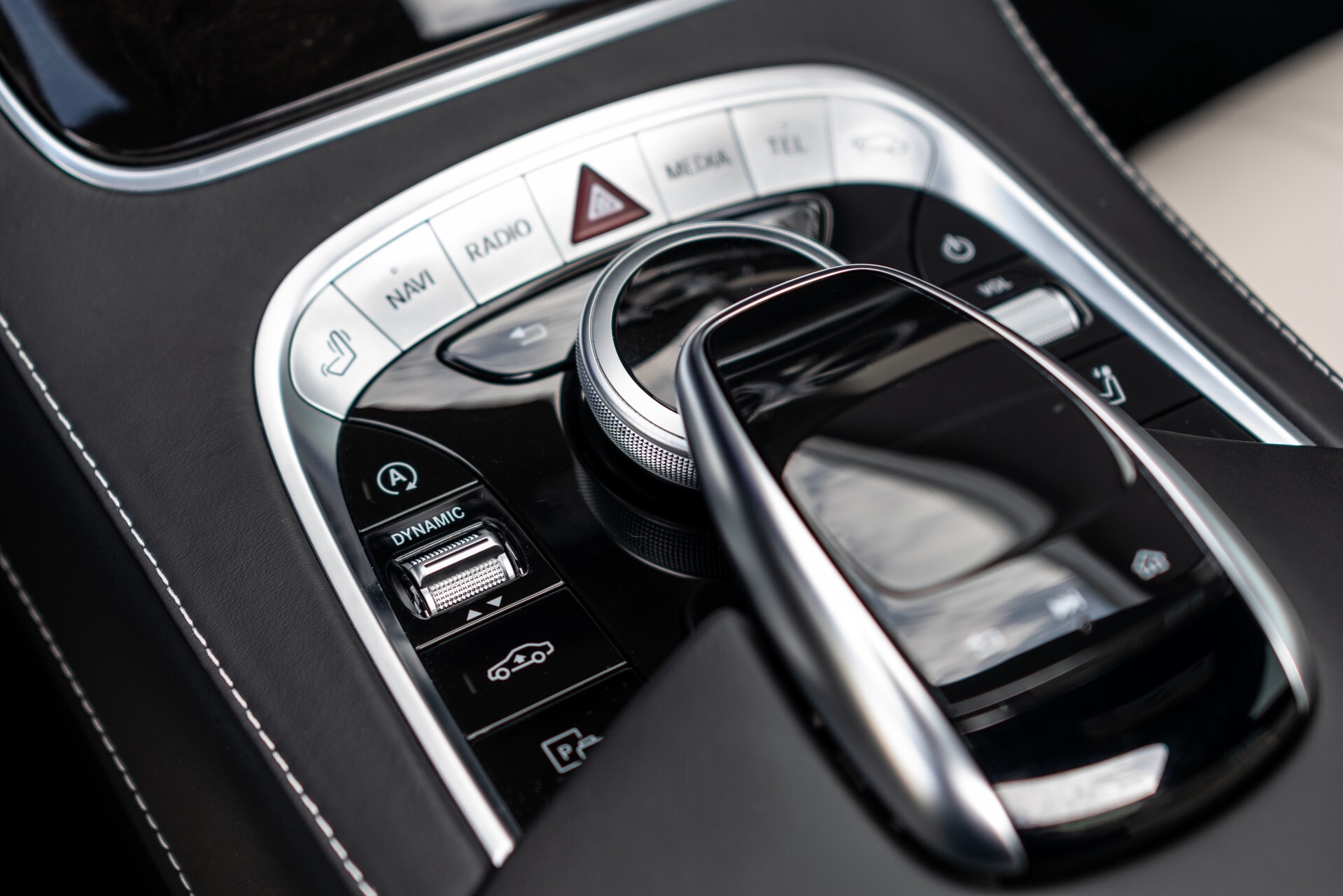 Mercedes-Benz S-Klasse 400d 4-M Lang AMG Plus Premium Plus Aut9 . Foto 32