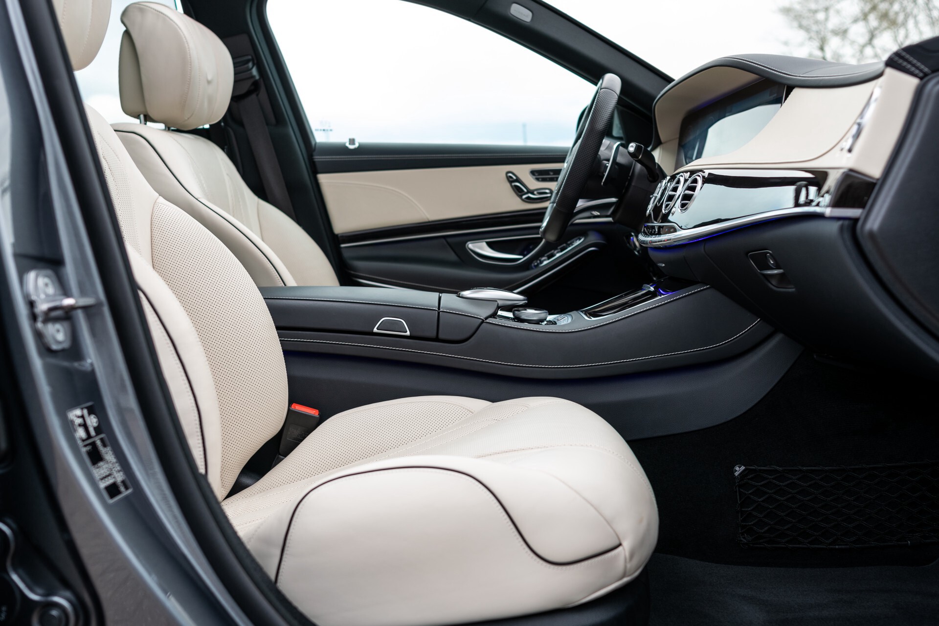 Mercedes-Benz S-Klasse 400d 4-M Lang AMG Plus Premium Plus Aut9 . Foto 47