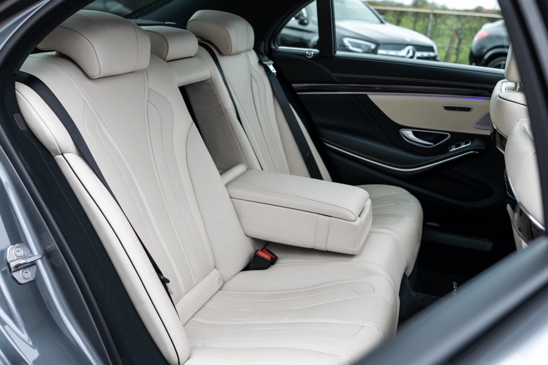 Mercedes-Benz S-Klasse 400d 4-M Lang AMG Plus Premium Plus Aut9 . Foto 5