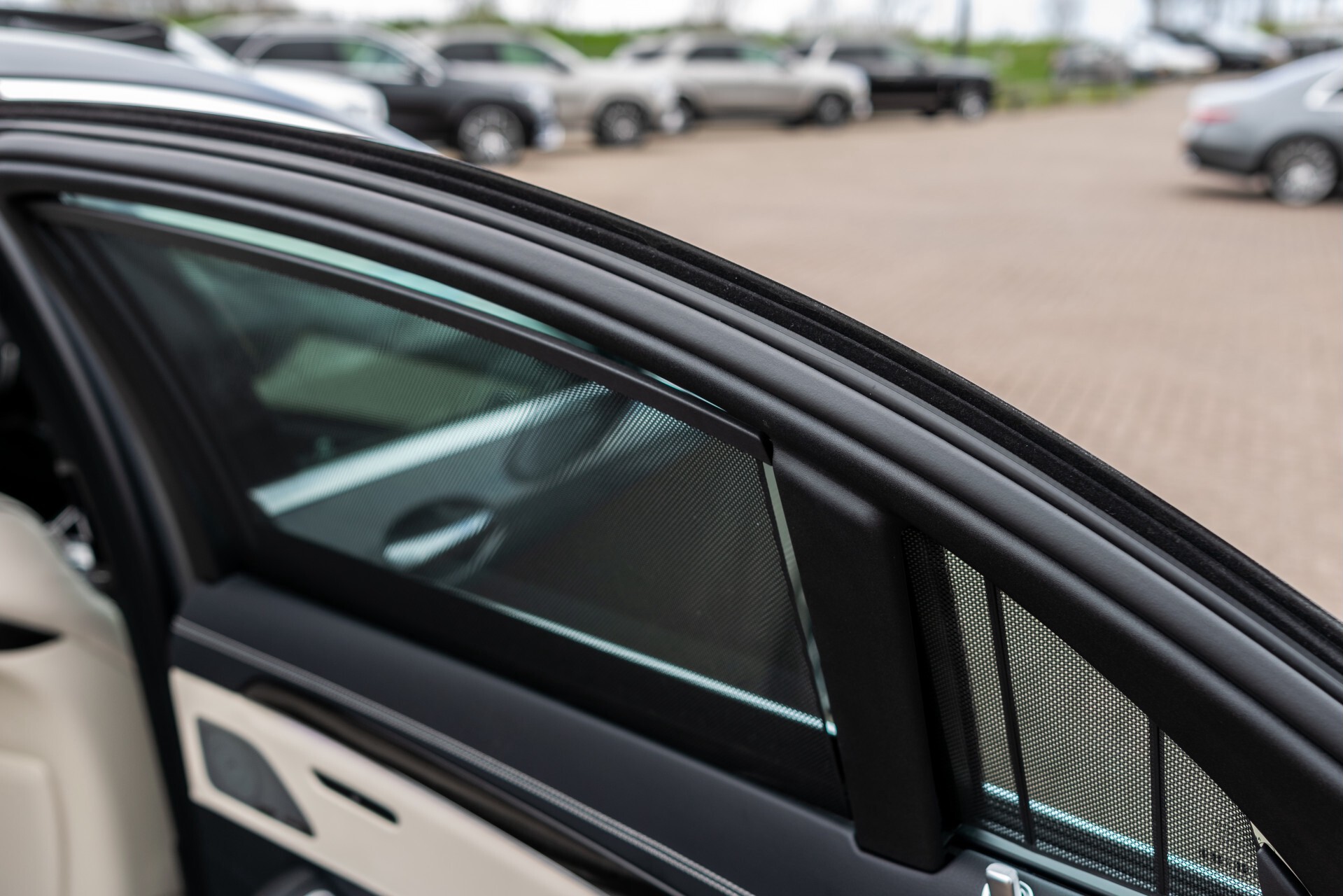 Mercedes-Benz S-Klasse 400d 4-M Lang AMG Plus Premium Plus Aut9 . Foto 51