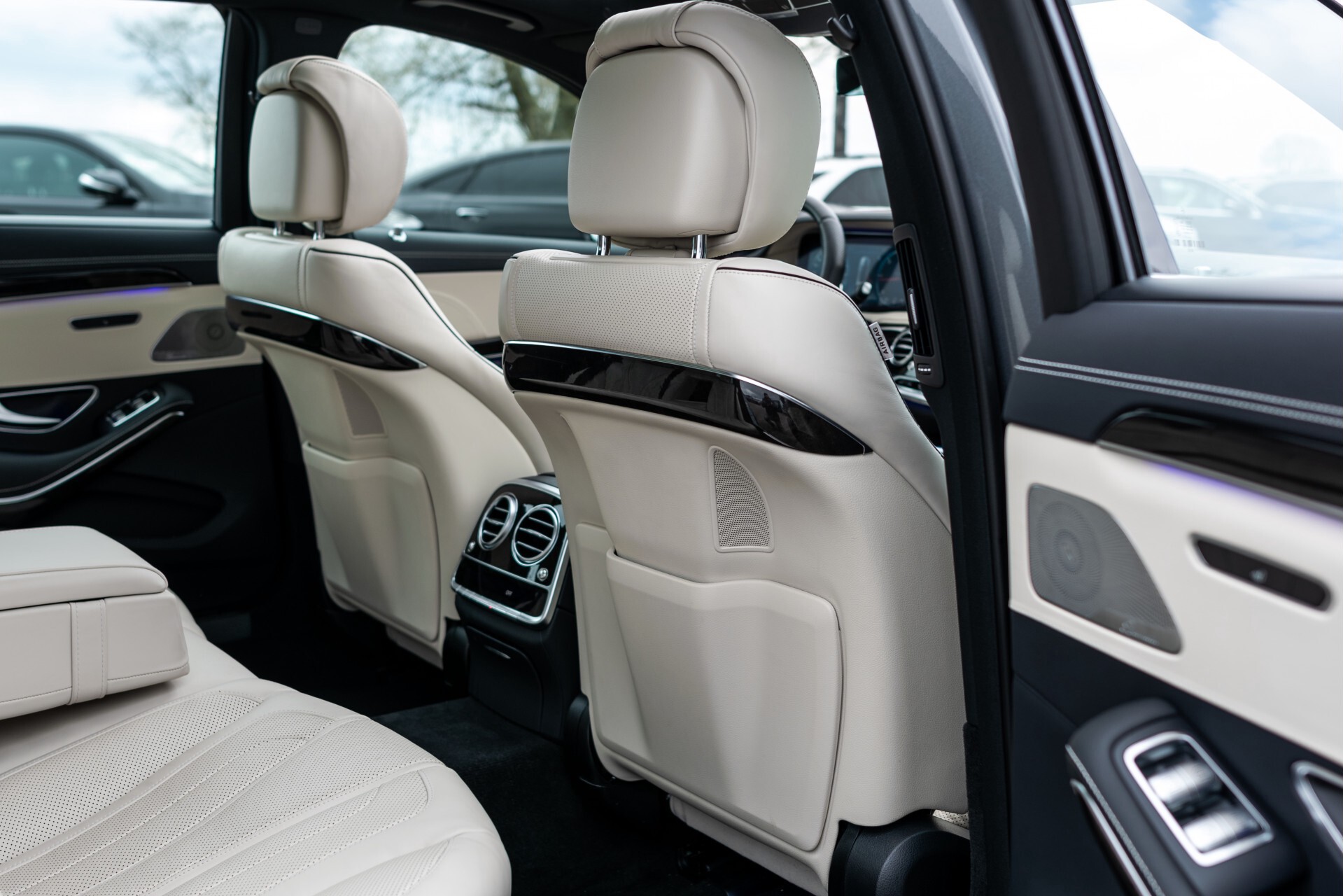 Mercedes-Benz S-Klasse 400d 4-M Lang AMG Plus Premium Plus Aut9 . Foto 52