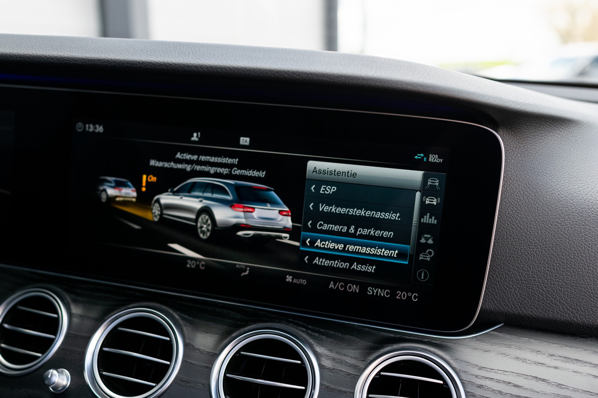 Mercedes-Benz E-Klasse All-Terrain 220 d 4-M Panorama/Widescreen/Burmester/Wegkl-trekhaak Aut9 Foto 20