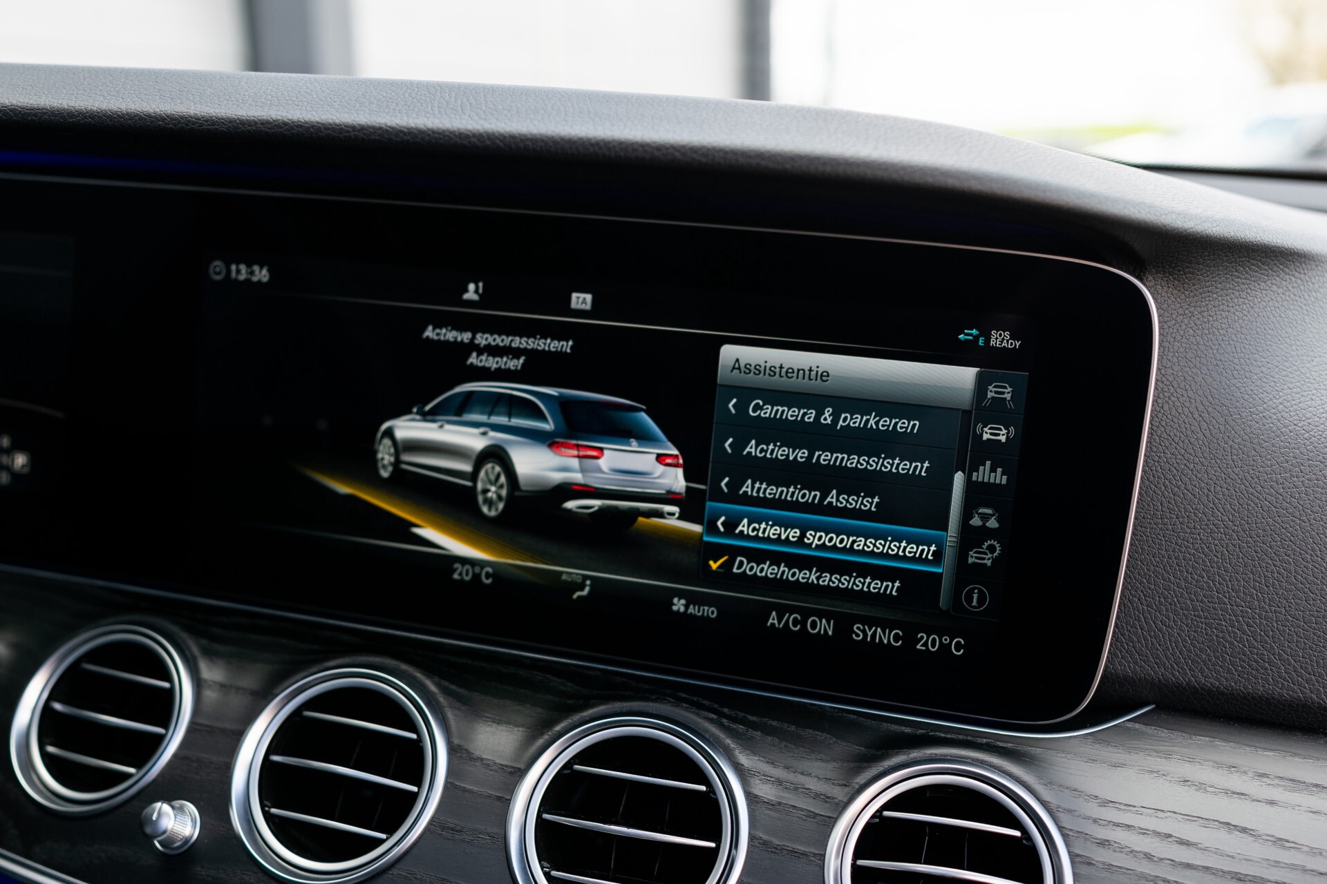 Mercedes-Benz E-Klasse All-Terrain 220 d 4-M Panorama/Widescreen/Burmester/Wegkl-trekhaak Aut9 Foto 22