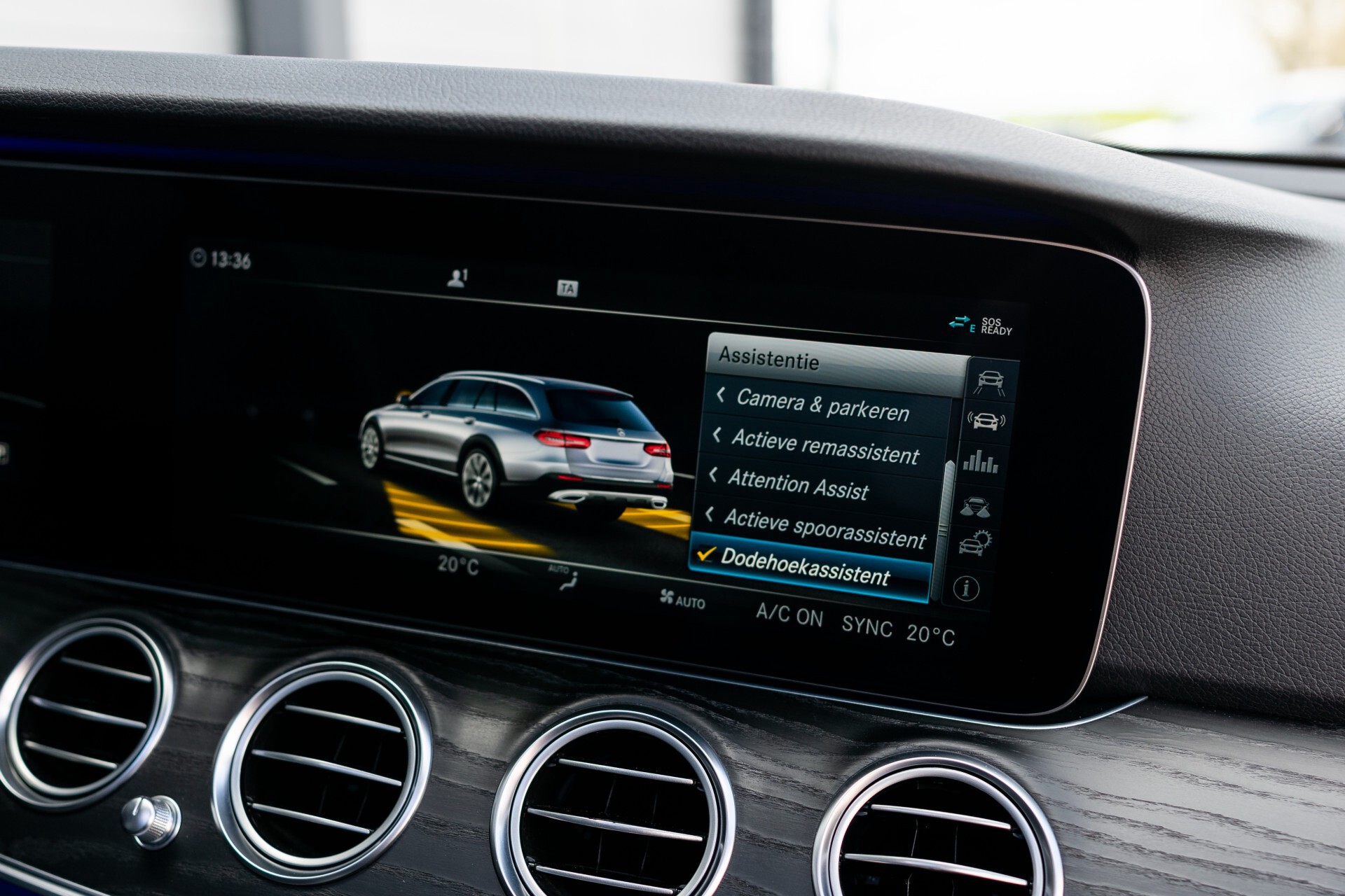 Mercedes-Benz E-Klasse All-Terrain 220 d 4-M Panorama/Widescreen/Burmester/Wegkl-trekhaak Aut9 Foto 24