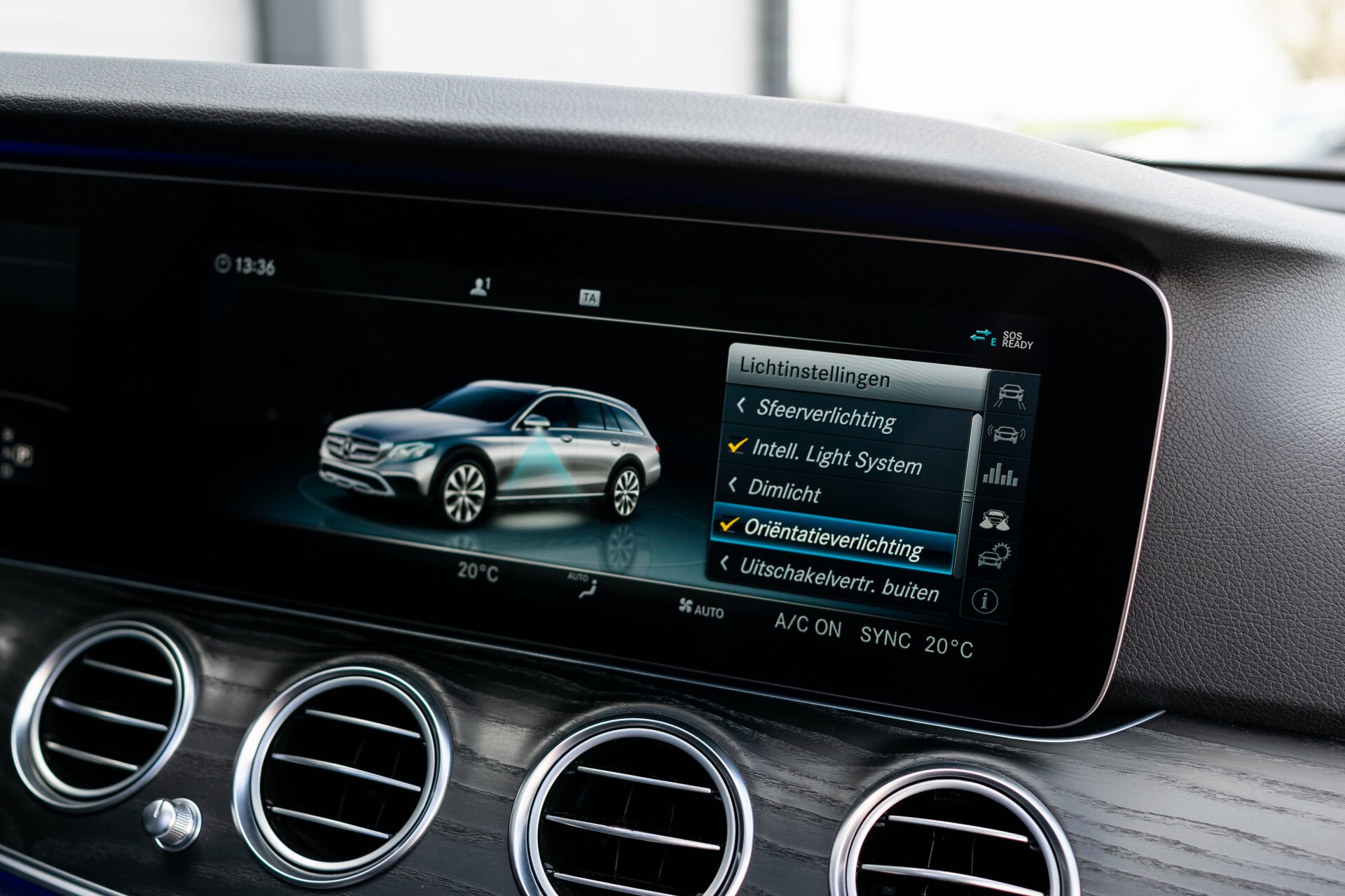 Mercedes-Benz E-Klasse All-Terrain 220 d 4-M Panorama/Widescreen/Burmester/Wegkl-trekhaak Aut9 Foto 28