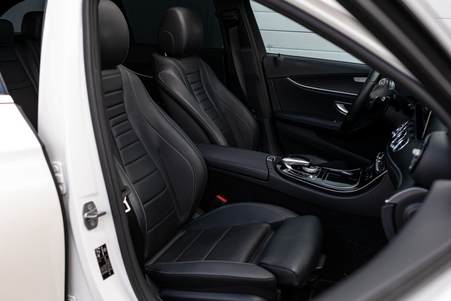 Mercedes-Benz E-Klasse All-Terrain 220 d 4-M Panorama/Widescreen/Burmester/Wegkl-trekhaak Aut9 Foto 3