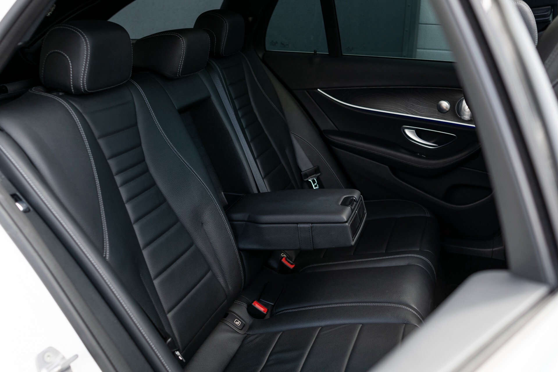 Mercedes-Benz E-Klasse All-Terrain 220 d 4-M Panorama/Widescreen/Burmester/Wegkl-trekhaak Aut9 Foto 4