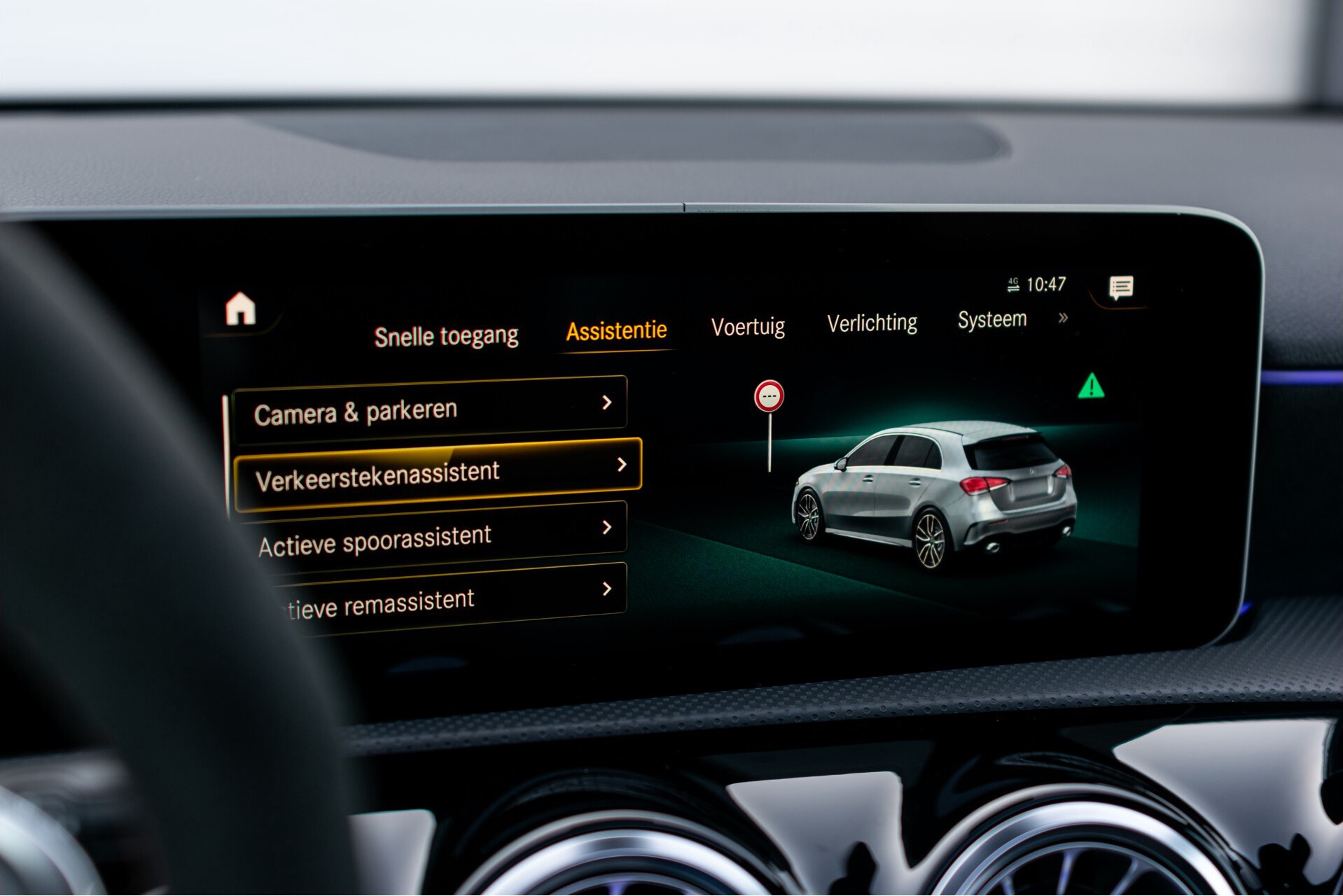 Mercedes-Benz A-Klasse 35 AMG 4-M Aerodynamica/Burmester/Panorama/360 camera/Night/19 Aut7 Foto 21