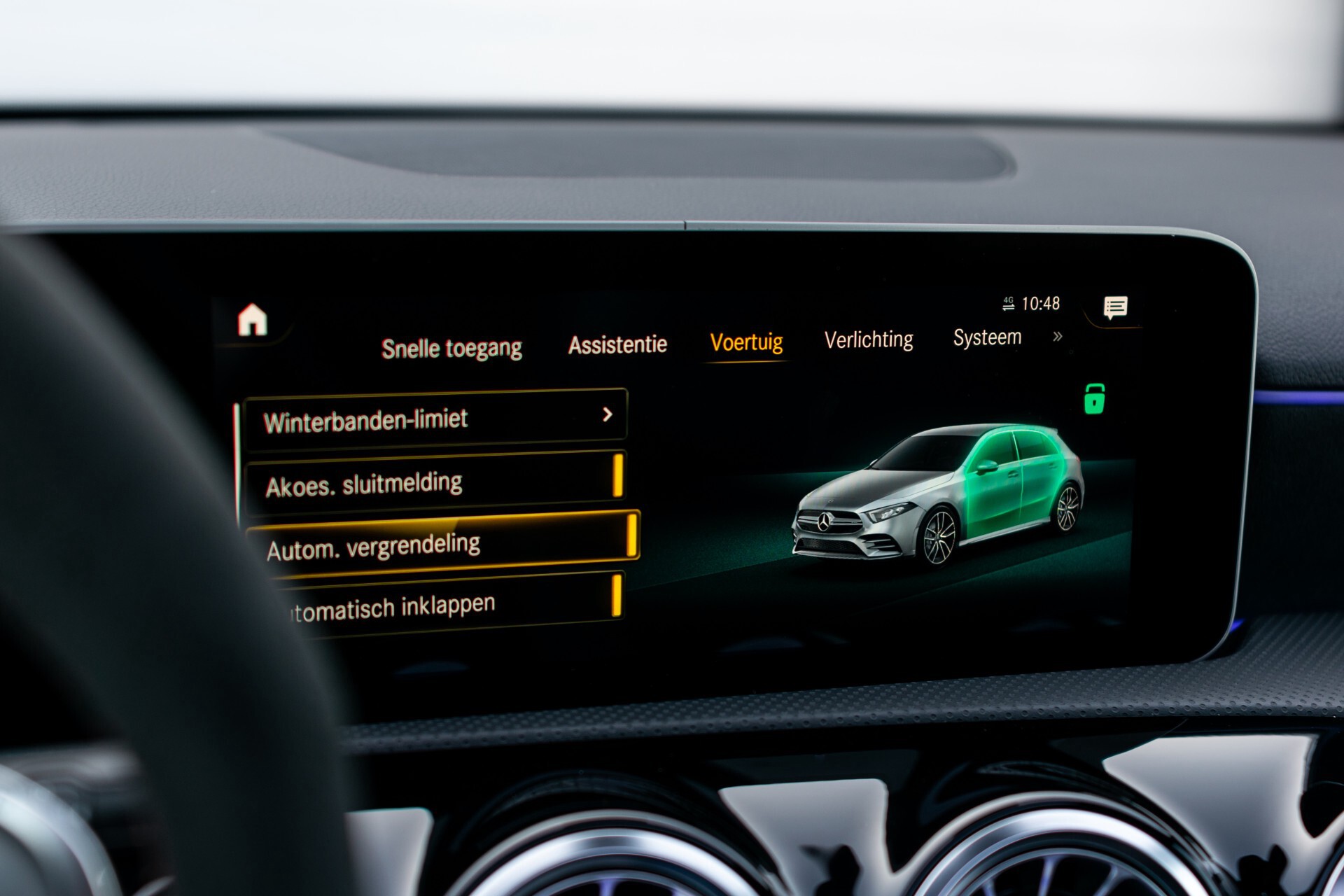 Mercedes-Benz A-Klasse 35 AMG 4-M Aerodynamica/Burmester/Panorama/360 camera/Night/19 Aut7 Foto 29