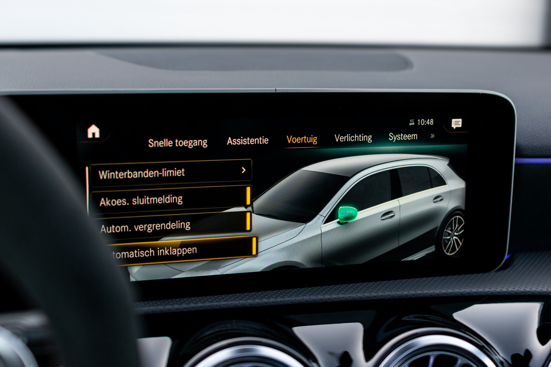 Mercedes-Benz A-Klasse 35 AMG 4-M Aerodynamica/Burmester/Panorama/360 camera/Night/19 Aut7 Foto 31