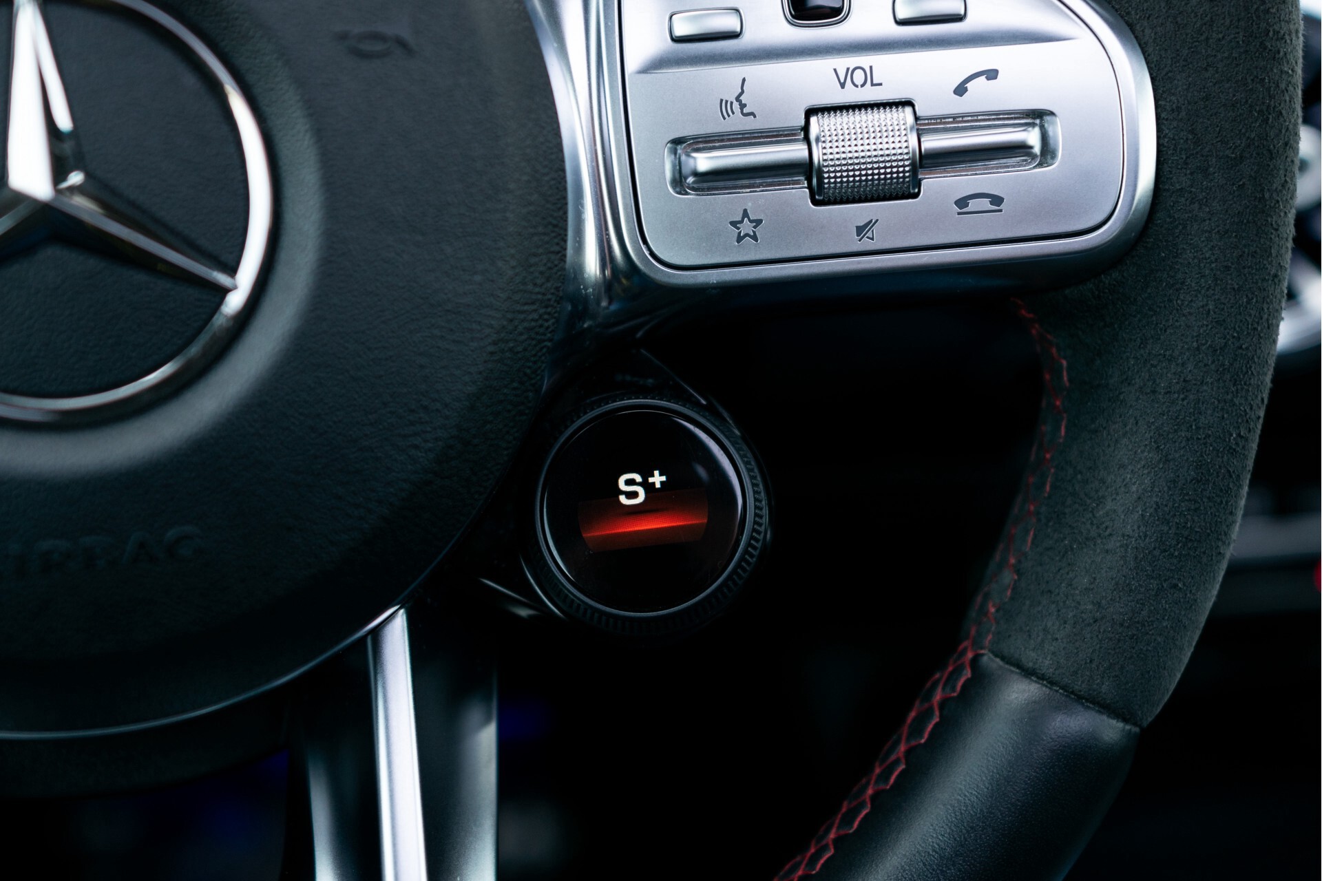 Mercedes-Benz A-Klasse 35 AMG 4-M Aerodynamica/Burmester/Panorama/360 camera/Night/19 Aut7 Foto 40