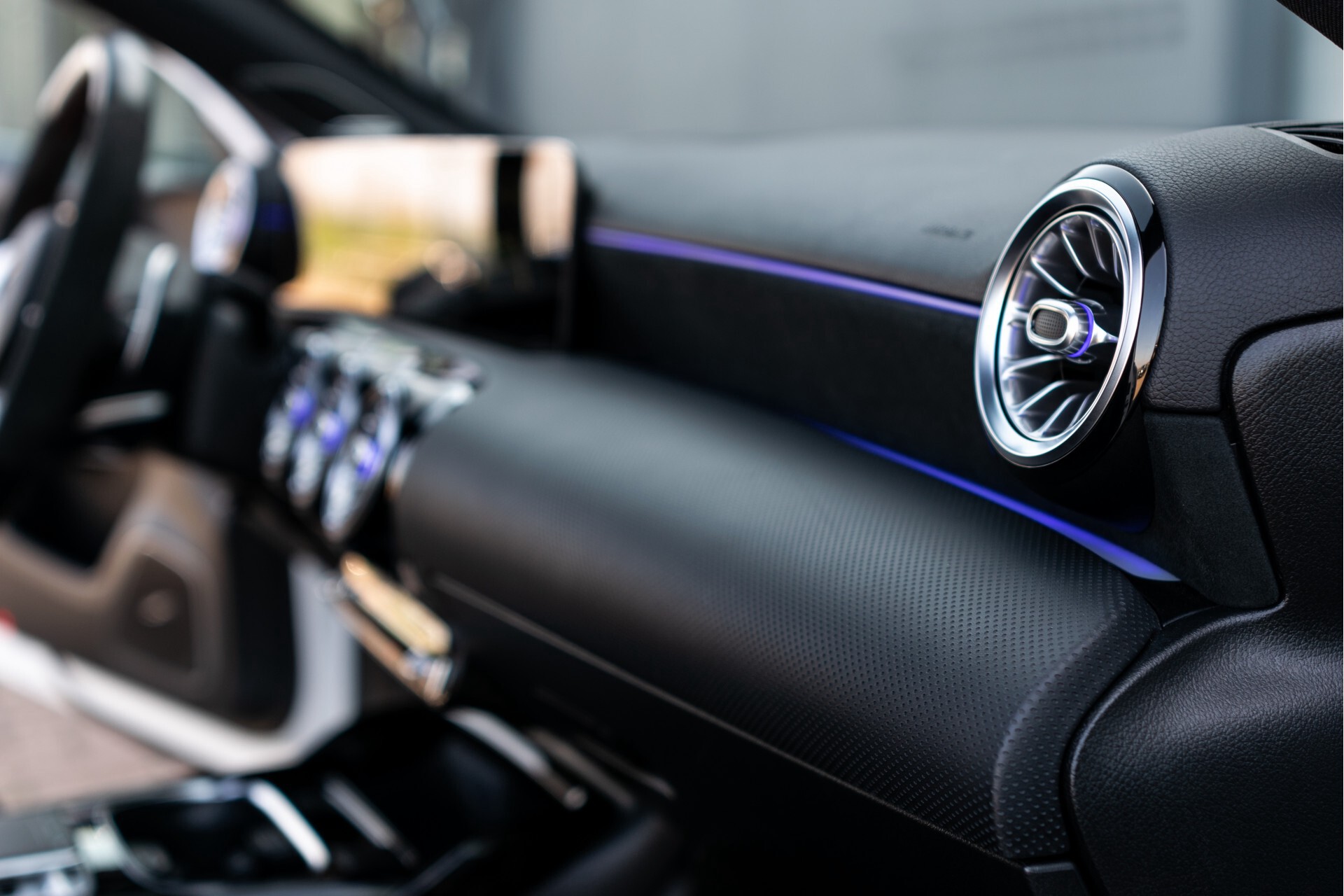 Mercedes-Benz A-Klasse 35 AMG 4-M Aerodynamica/Burmester/Panorama/360 camera/Night/19 Aut7 Foto 46