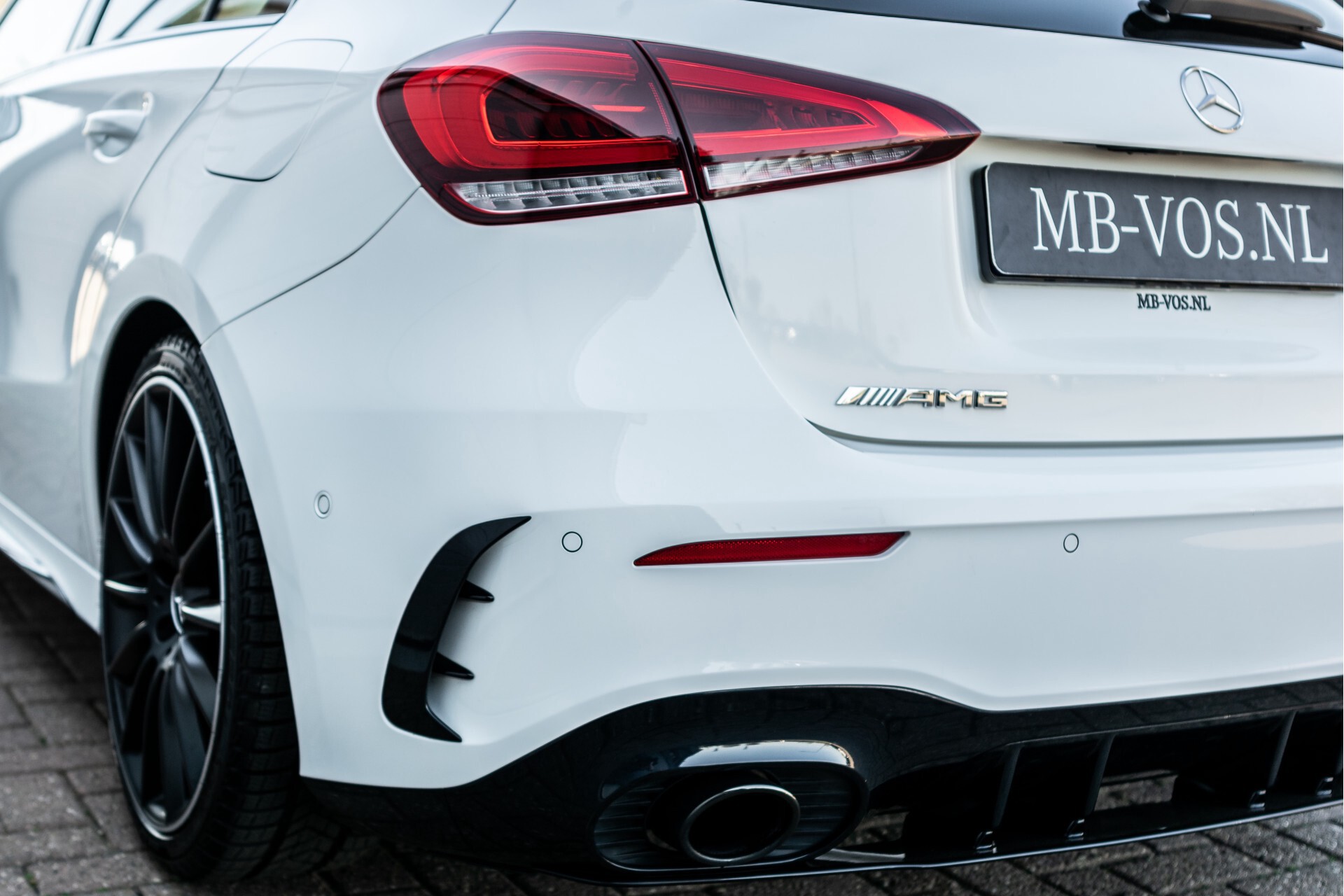 Mercedes-Benz A-Klasse 35 AMG 4-M Aerodynamica/Burmester/Panorama/360 camera/Night/19 Aut7 Foto 56