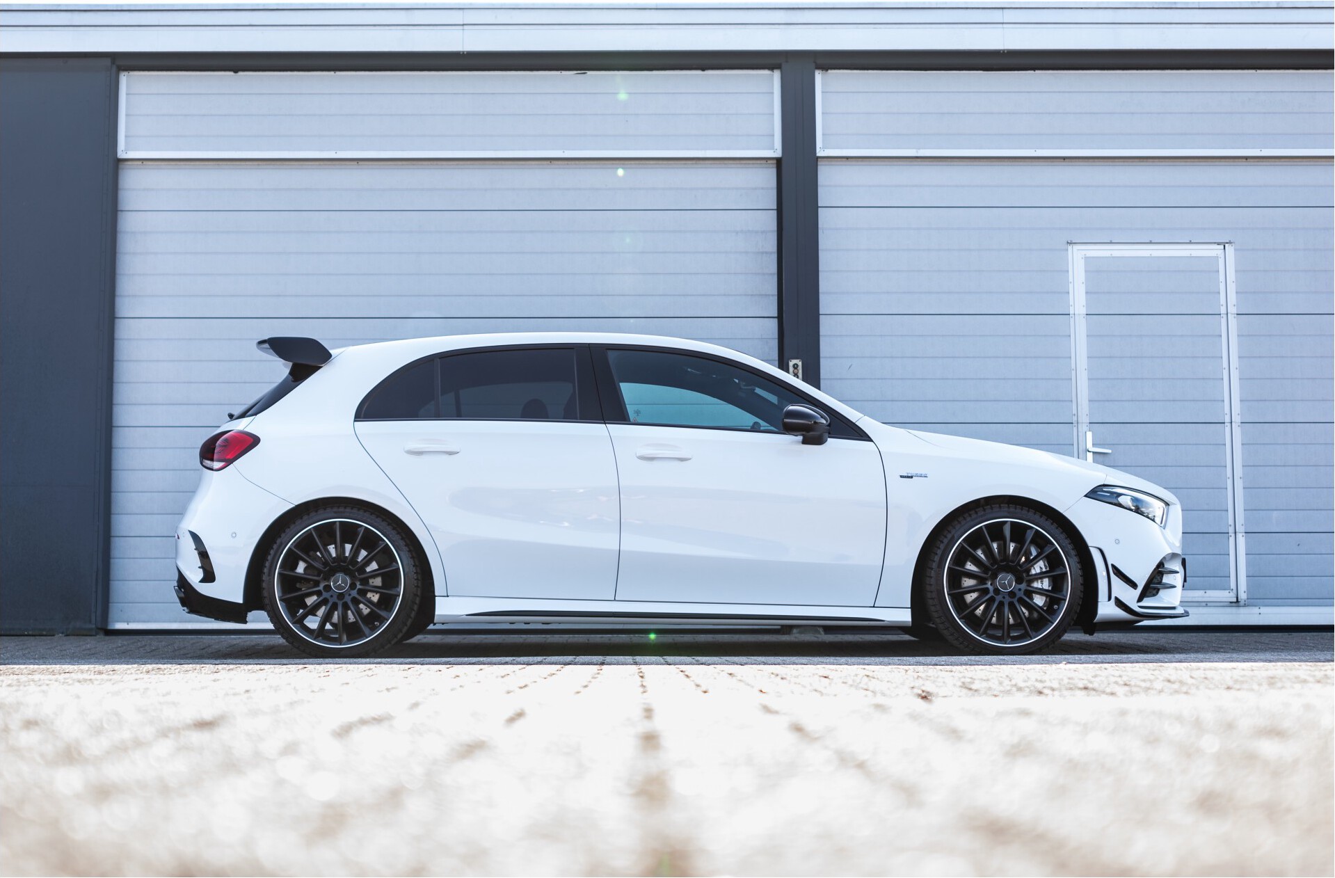 Mercedes-Benz A-Klasse 35 AMG 4-M Aerodynamica/Burmester/Panorama/360 camera/Night/19 Aut7 Foto 61