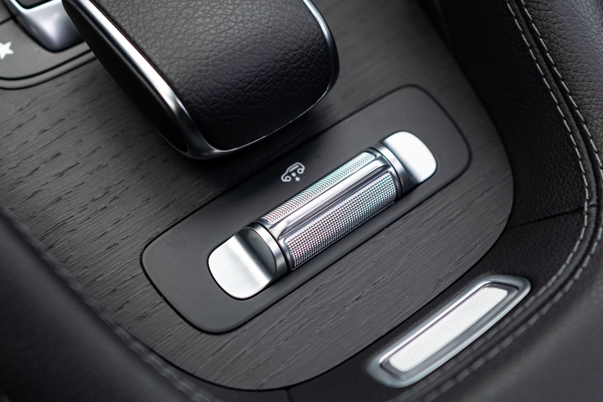 Mercedes-Benz GLE Coupé 350 e 4-M AMG Luchtvering | Night | 22" | Panorama | Rij-assistentie | Mem | Trekhaak Aut9 Foto 20