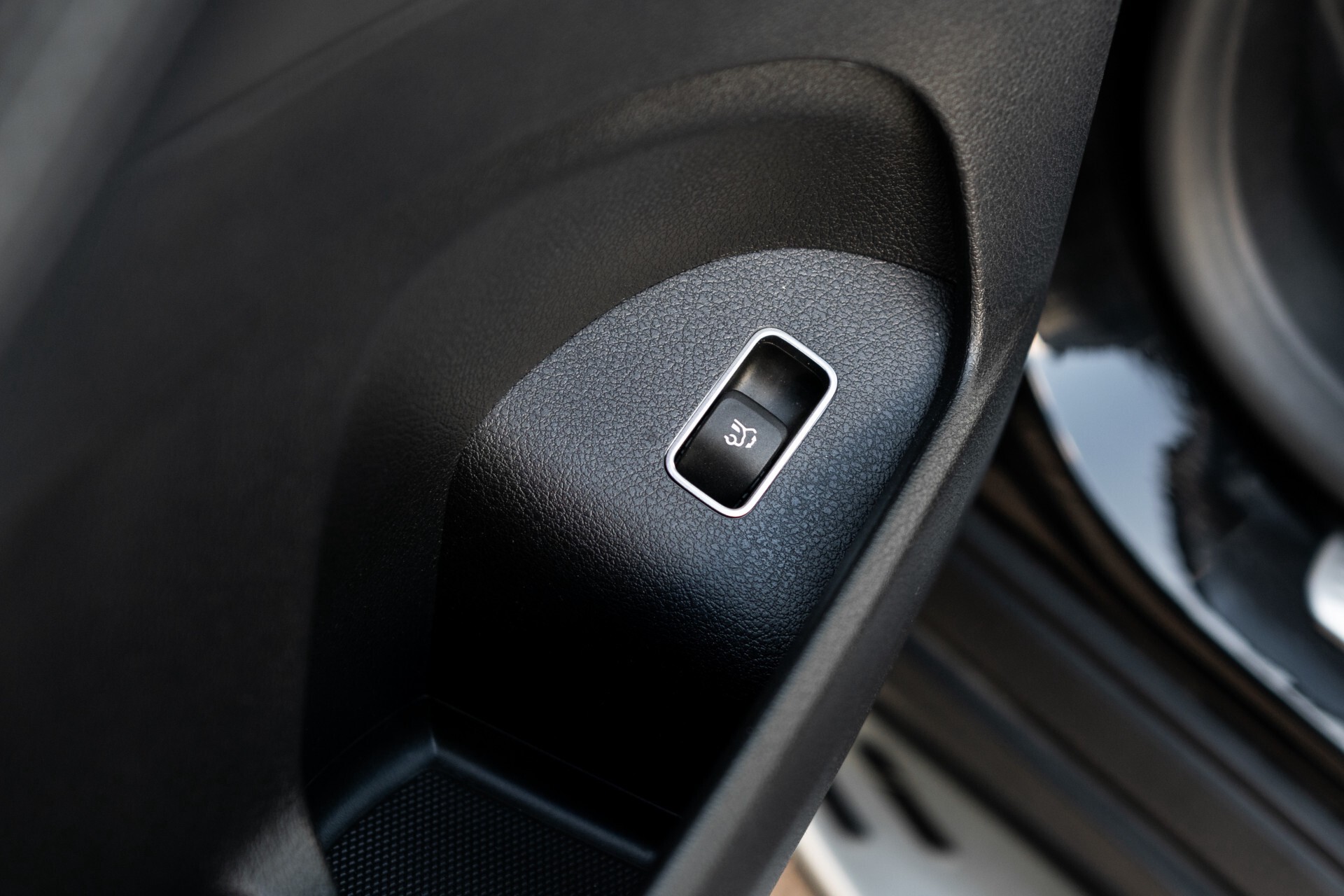 Mercedes-Benz GLE 63 S AMG 4MATIC+ Exclusive/Dynamic Plus/Massage/MBUX innovatiepakket/HUD/Night/22" Aut9 Foto 17