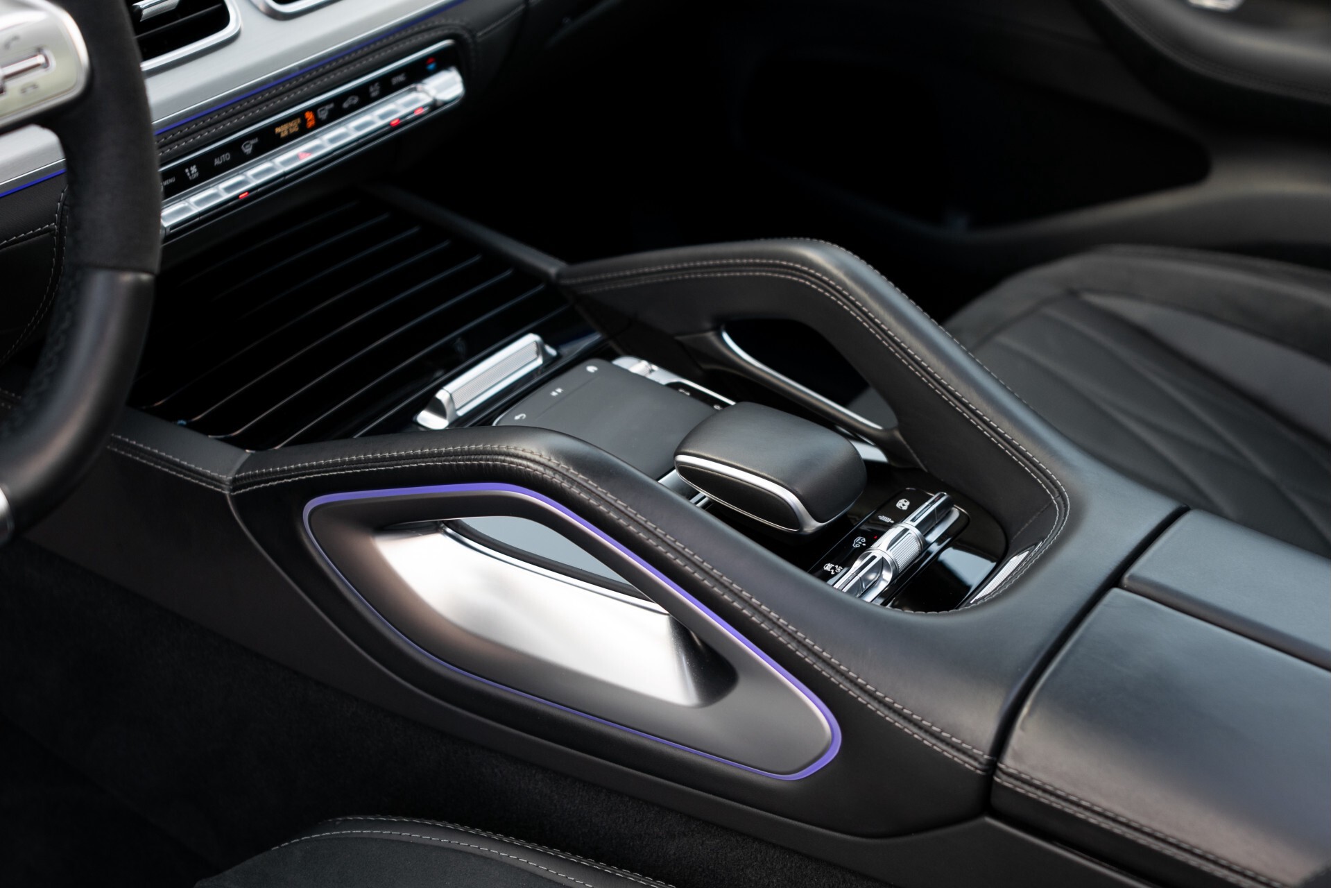 Mercedes-Benz GLE 63 S AMG 4MATIC+ Exclusive/Dynamic Plus/Massage/MBUX innovatiepakket/HUD/Night/22" Aut9 Foto 31