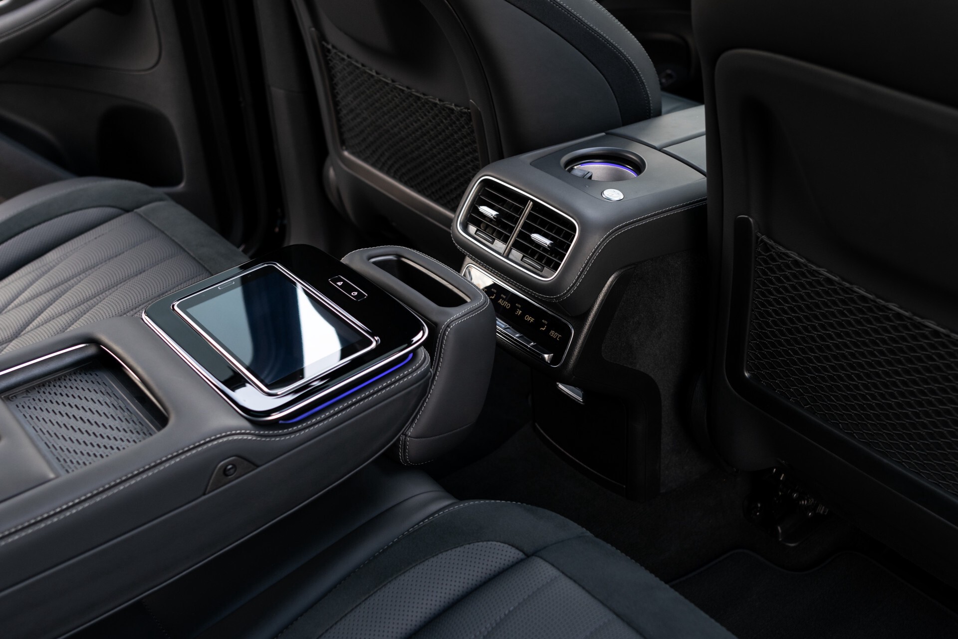 Mercedes-Benz GLE 63 S AMG 4MATIC+ Exclusive/Dynamic Plus/Massage/MBUX innovatiepakket/HUD/Night/22" Aut9 Foto 56