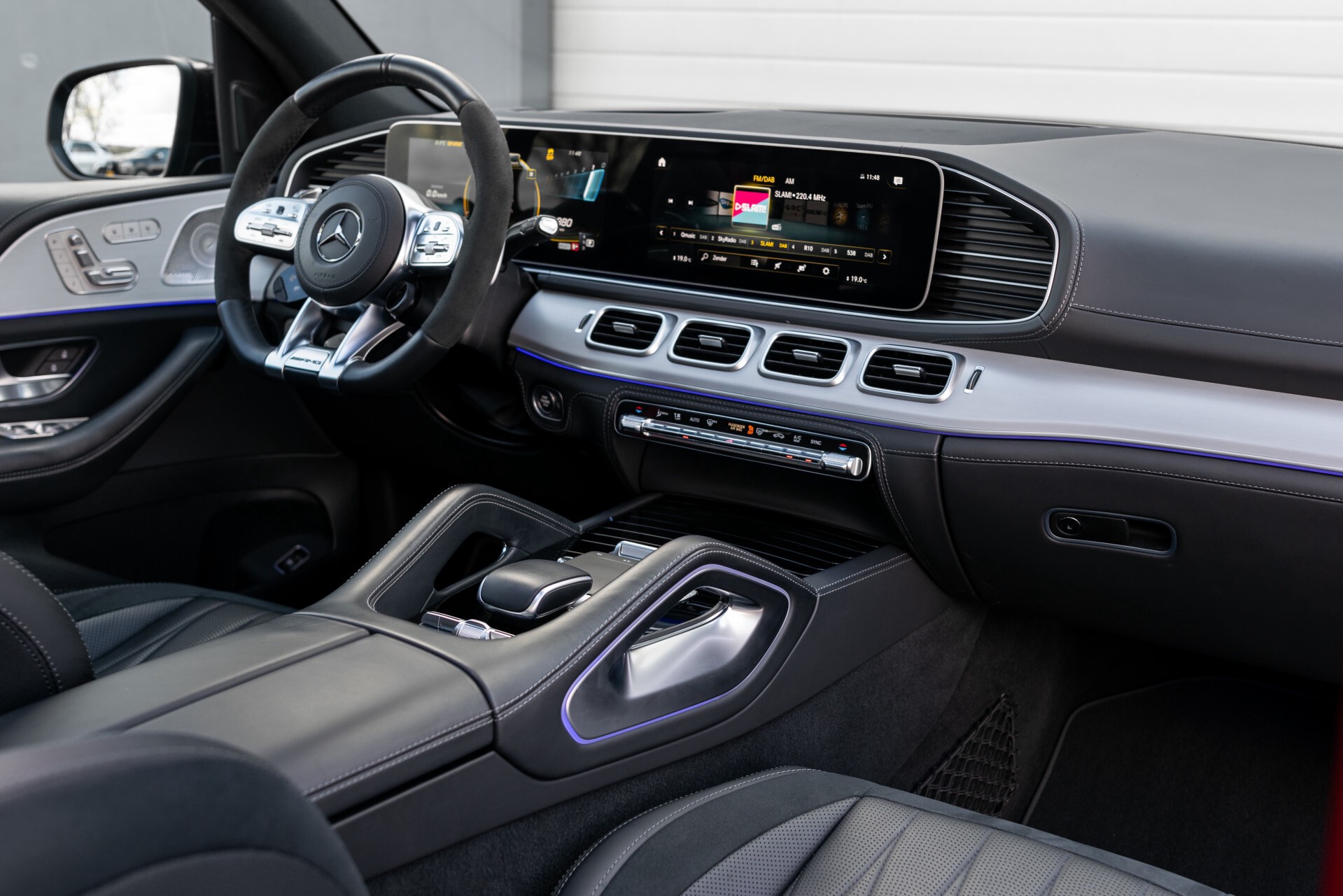 Mercedes-Benz GLE 63 S AMG 4MATIC+ Exclusive/Dynamic Plus/Massage/MBUX innovatiepakket/HUD/Night/22" Aut9 Foto 8