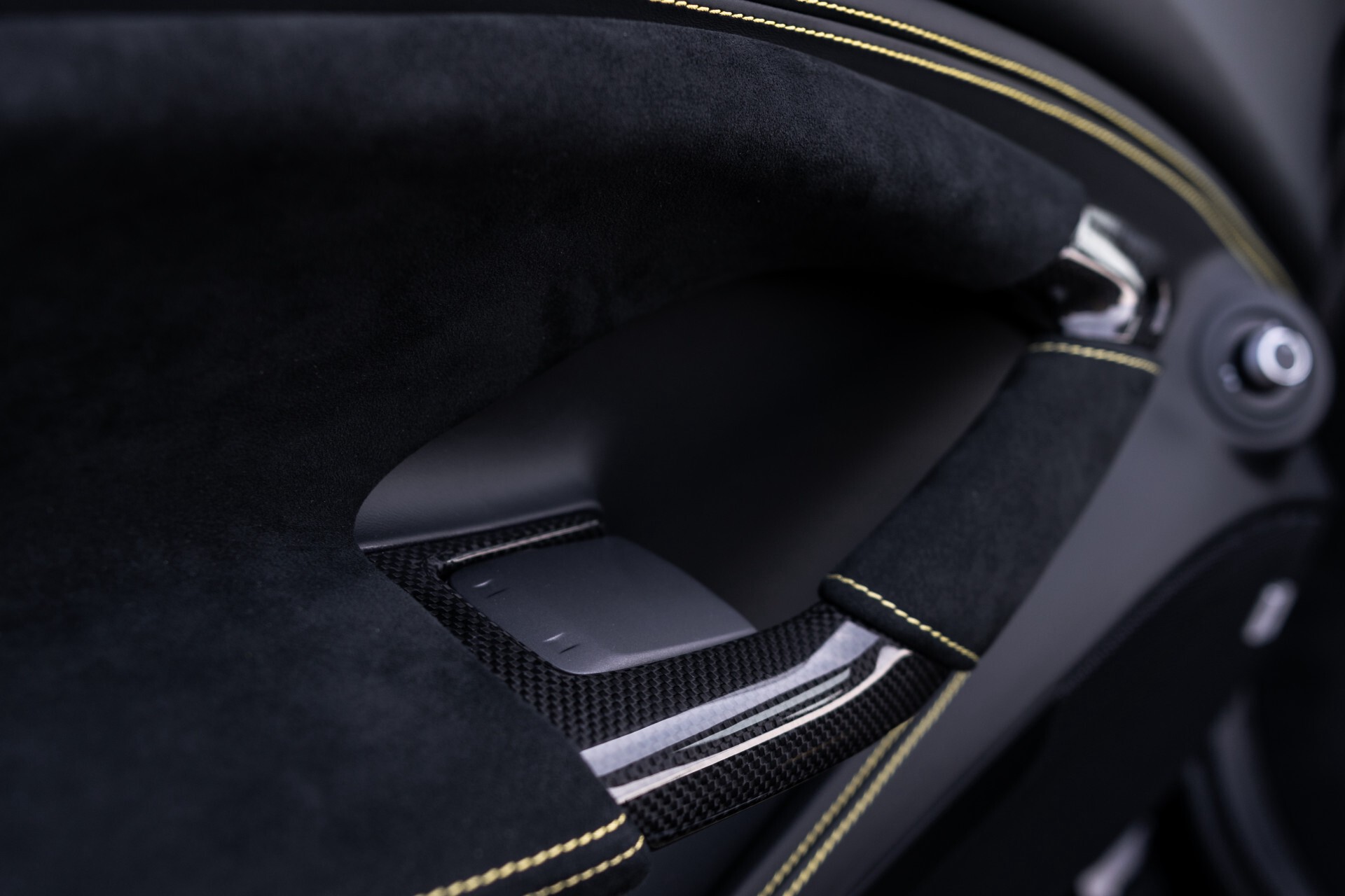 Ferrari F8 Spider 3.9 V8 HELE Full Carbon/Lift/Racing Seats/Passenger Display/Hifi . Foto 44