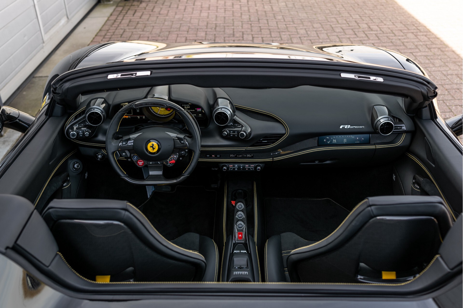 Ferrari F8 Spider 3.9 V8 HELE Full Carbon/Lift/Racing Seats/Passenger Display/Hifi . Foto 6