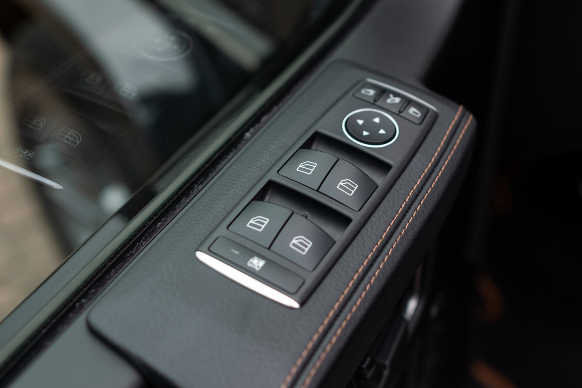 Mercedes-Benz G-Klasse 350 d Designo Limited Edition 1 of 463 Full Options Aut7 Foto 12