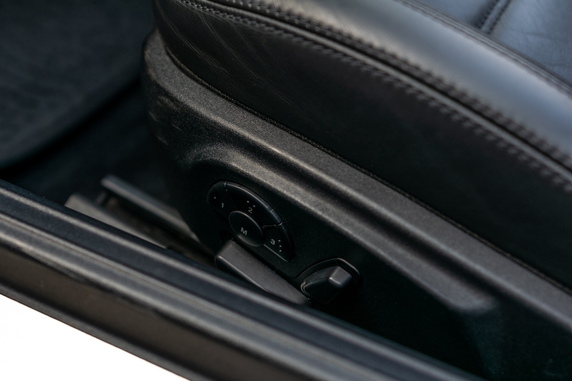 Mercedes-Benz SLK 55 AMG Harman-Kardon/Bi-xenon/Comand/Nappaleder Aut7 Foto 26