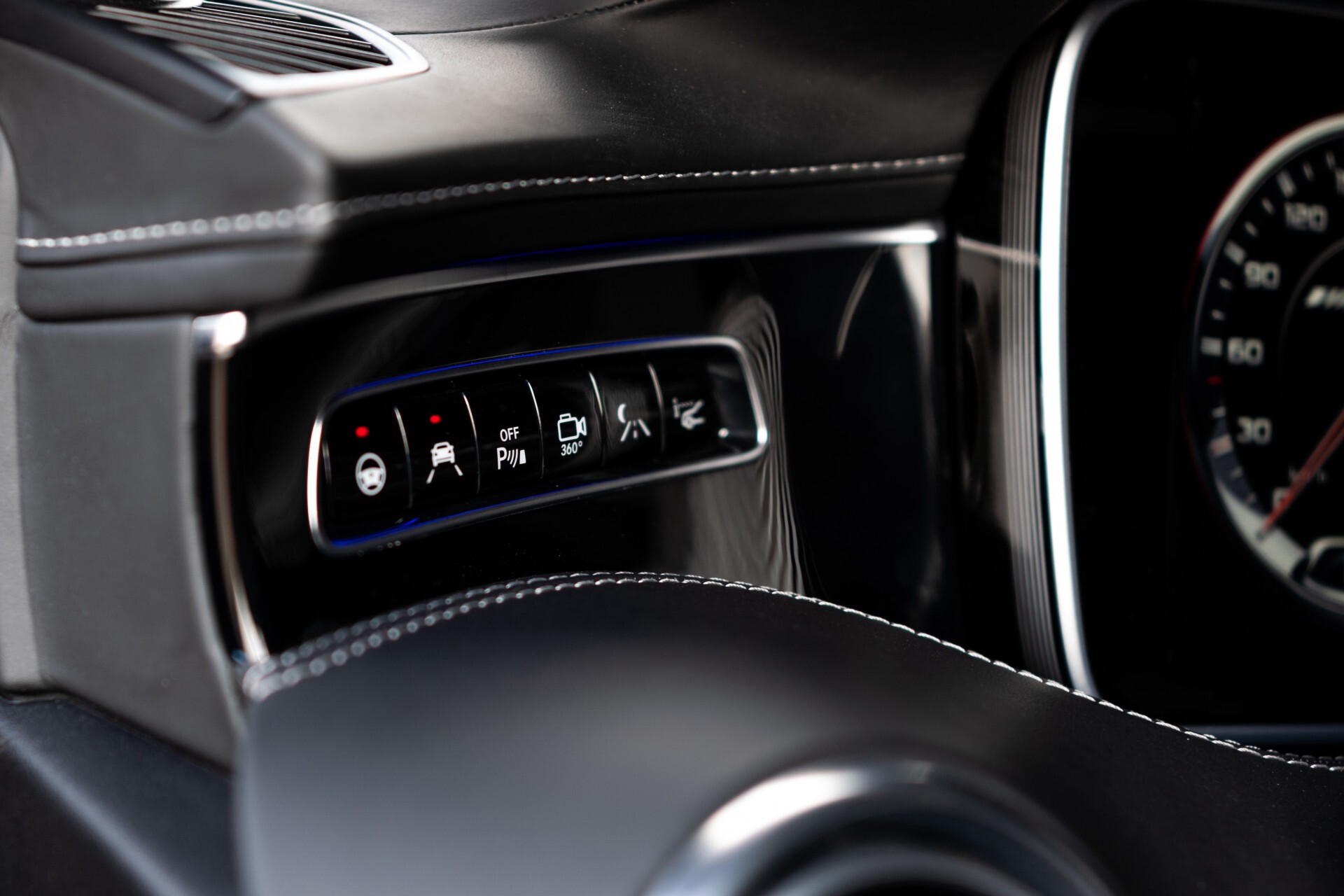 Mercedes-Benz S-Klasse Coupe 63 AMG 4-M Designo/Magic Sky/22" VOSSEN/Burmester3D/Driverspack/Standkachel Aut7 . Foto 24