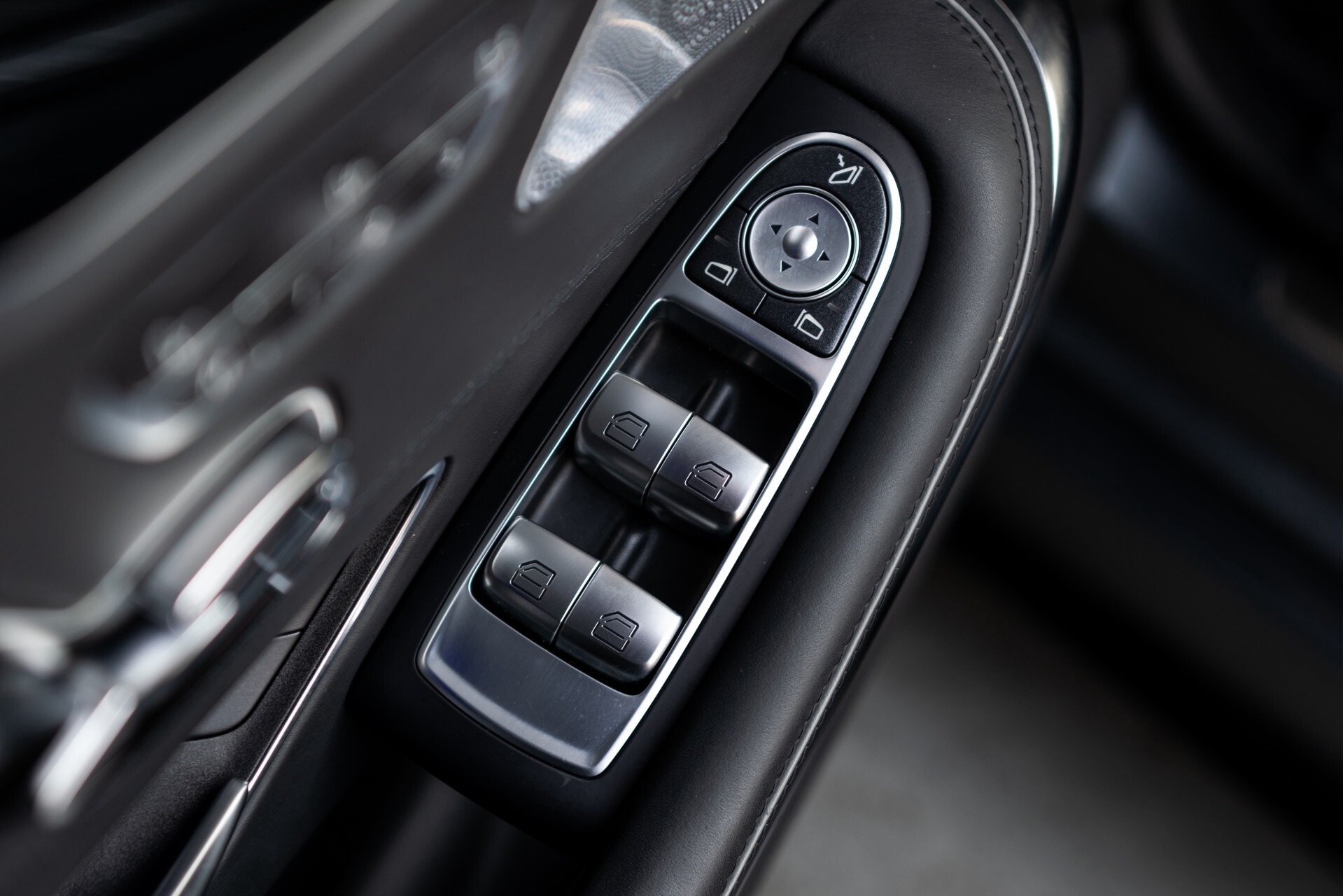 Mercedes-Benz S-Klasse Coupe 63 AMG 4-M Designo/Magic Sky/Burmester3D/Driverspack/Standkachel Aut7 . Foto 12