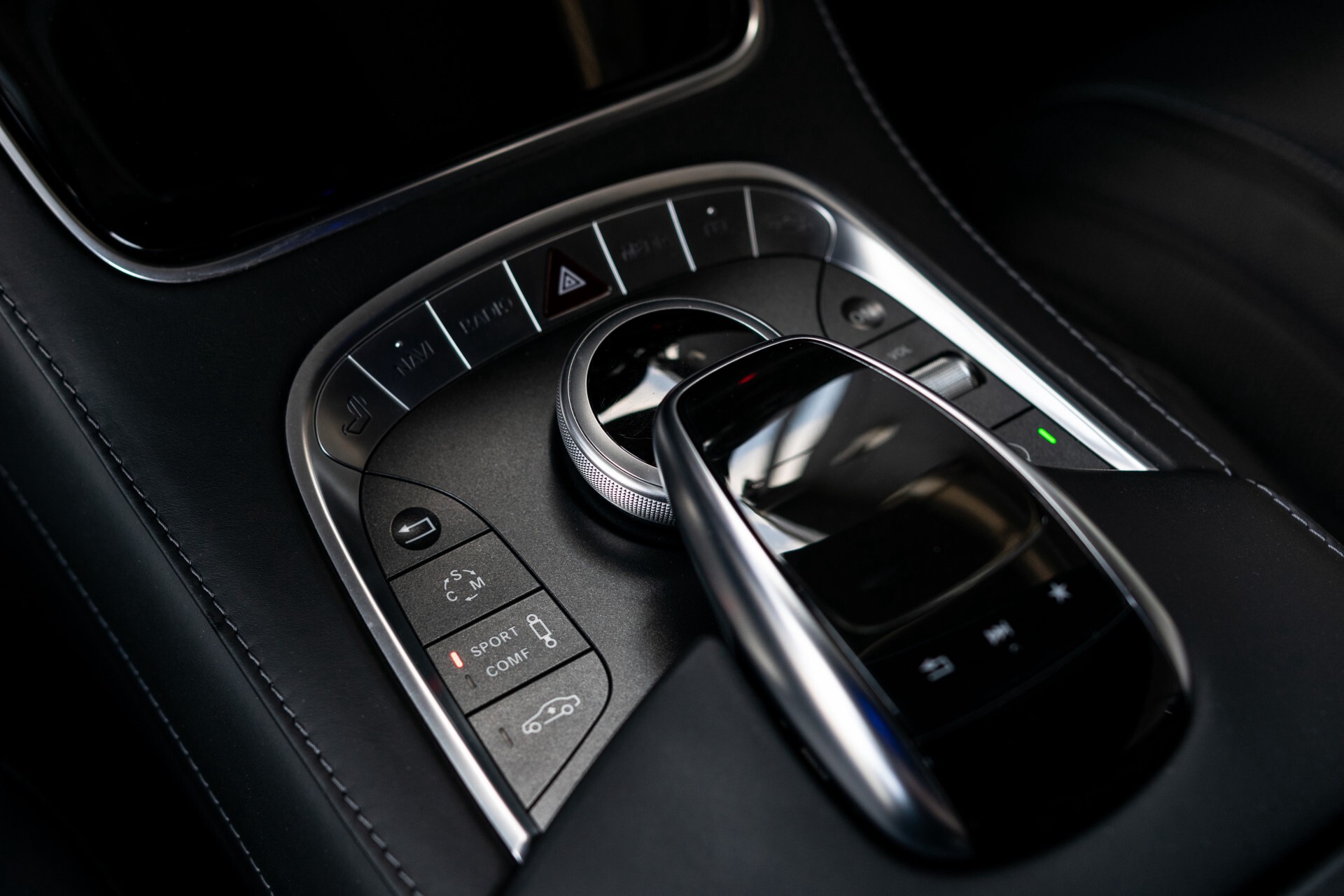 Mercedes-Benz S-Klasse Coupe 63 AMG 4-M Designo/Magic Sky/Burmester3D/Driverspack/Standkachel Aut7 . Foto 28