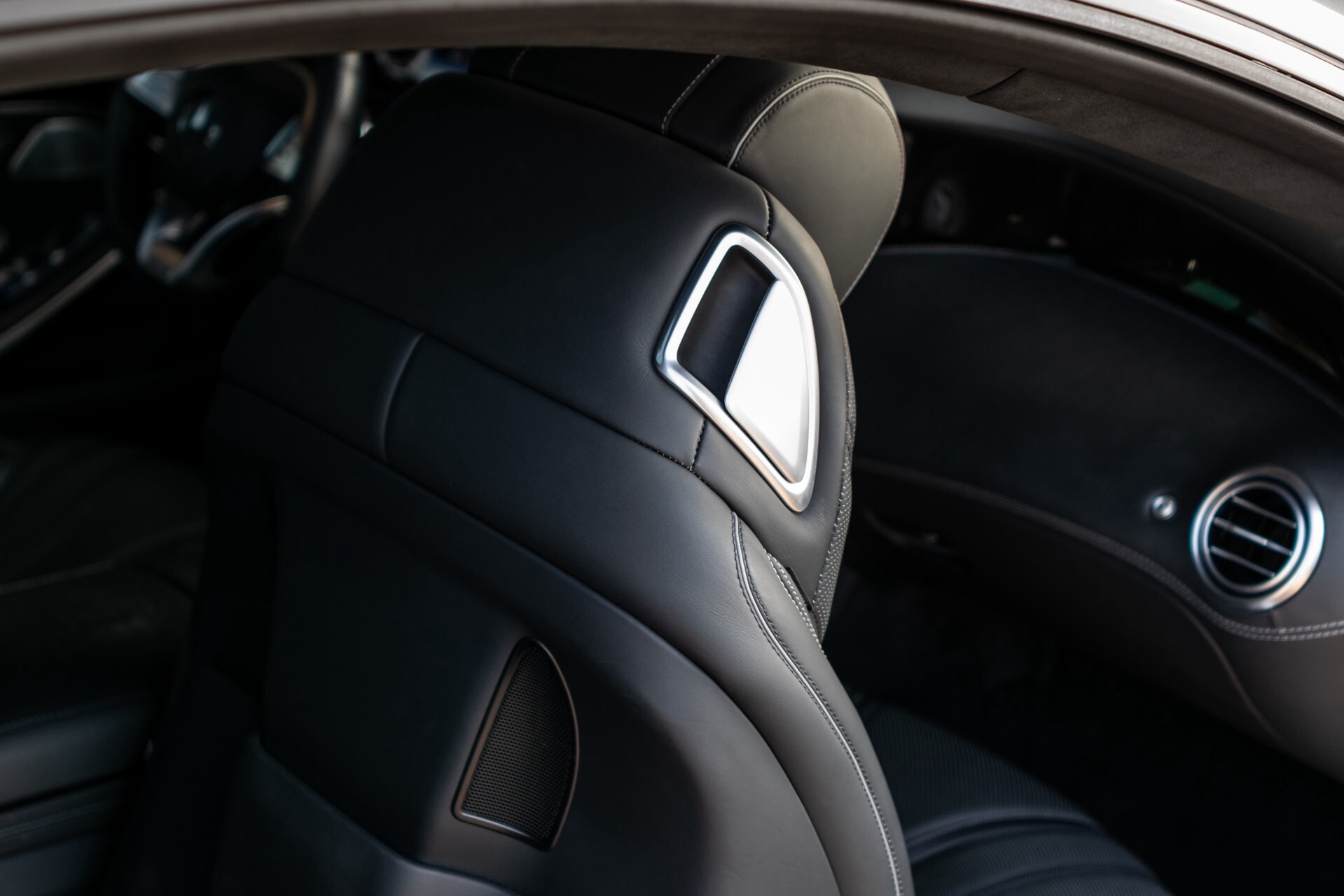 Mercedes-Benz S-Klasse Coupe 63 AMG 4-M Designo/Magic Sky/Burmester3D/Driverspack/Standkachel Aut7 . Foto 36