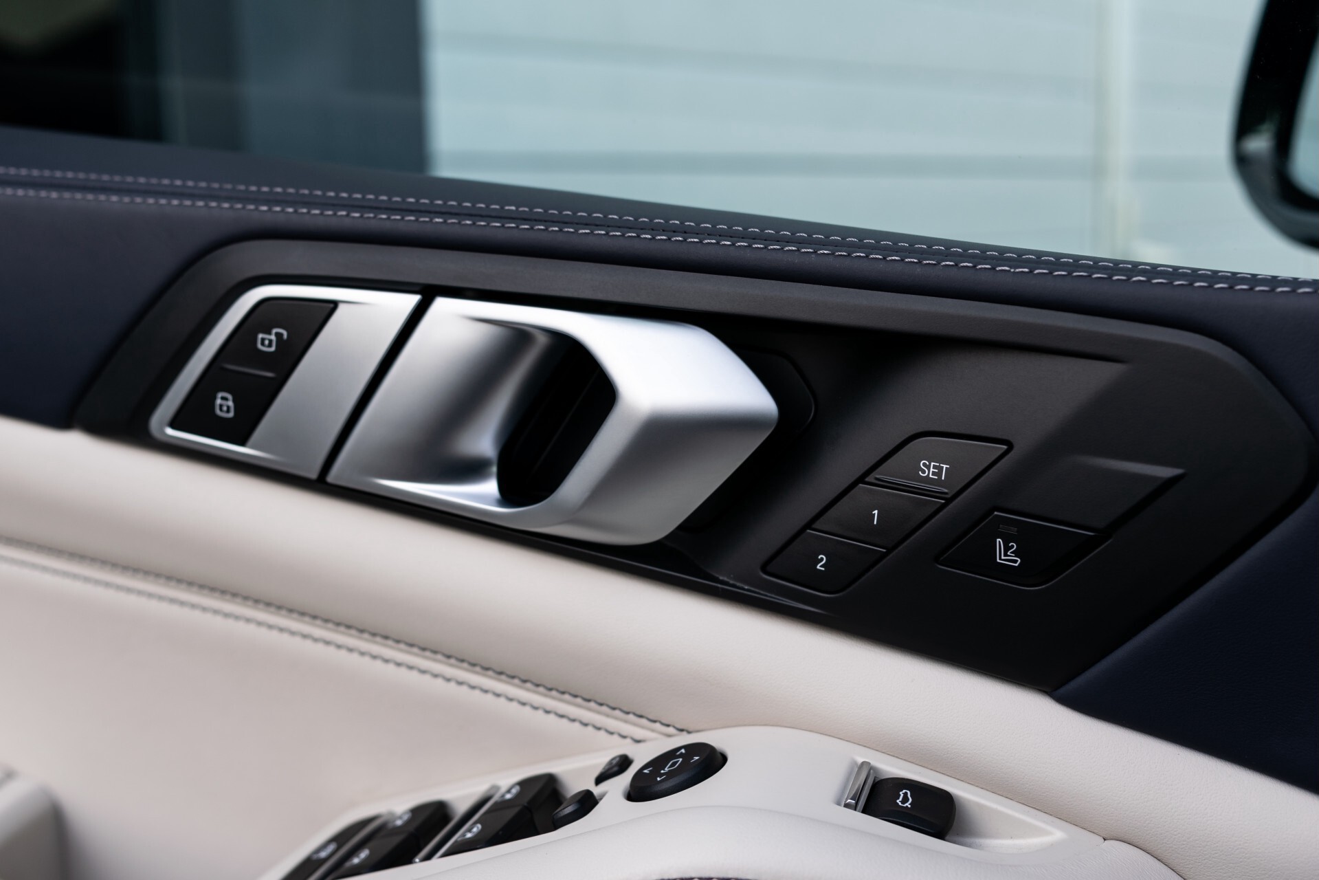 BMW X5 M50d Nieuwprijs €178118 B&W | Entertainment | Individual . Foto 17