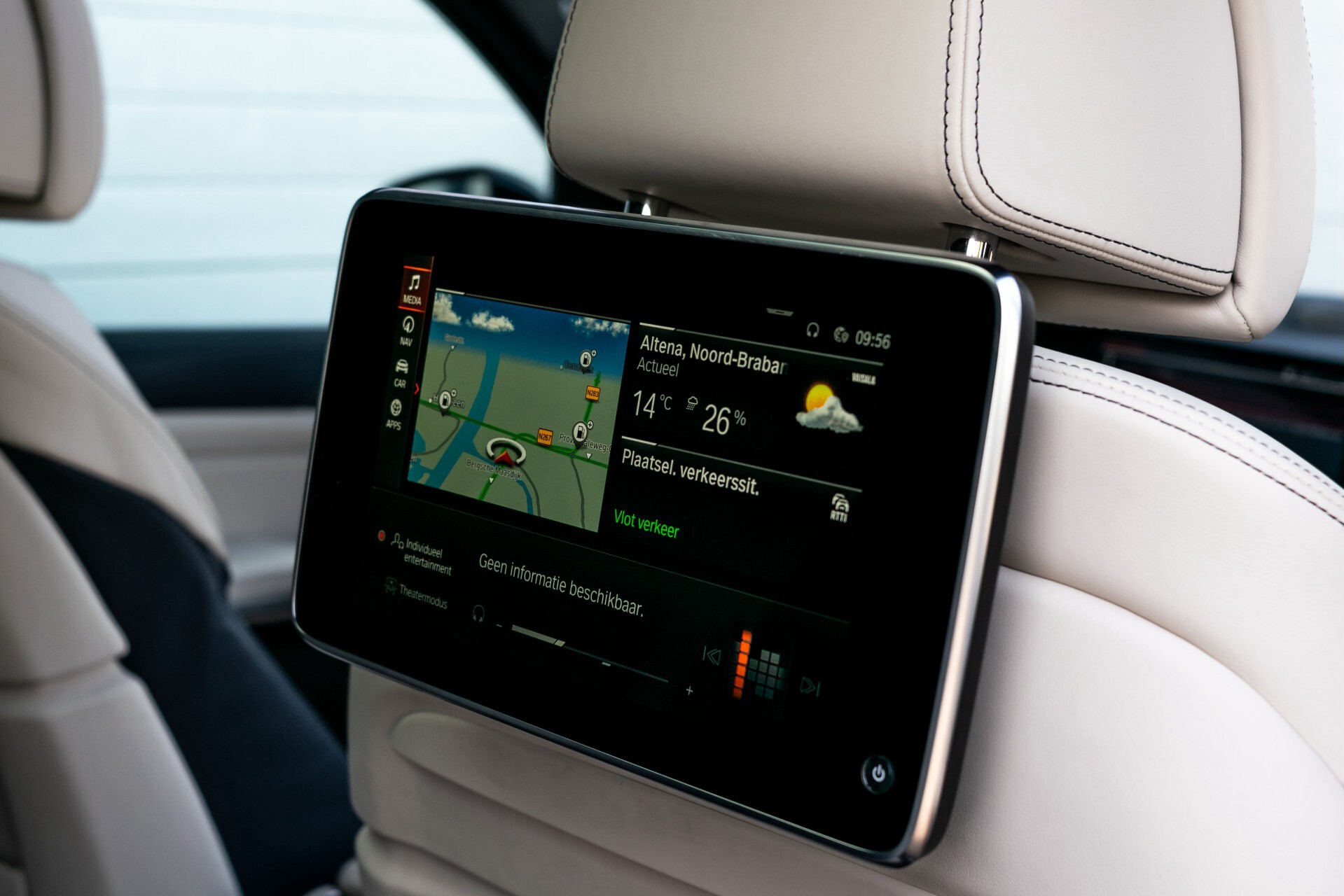 BMW X5 M50d Nieuwprijs €178118 B&W | Entertainment | Individual . Foto 33