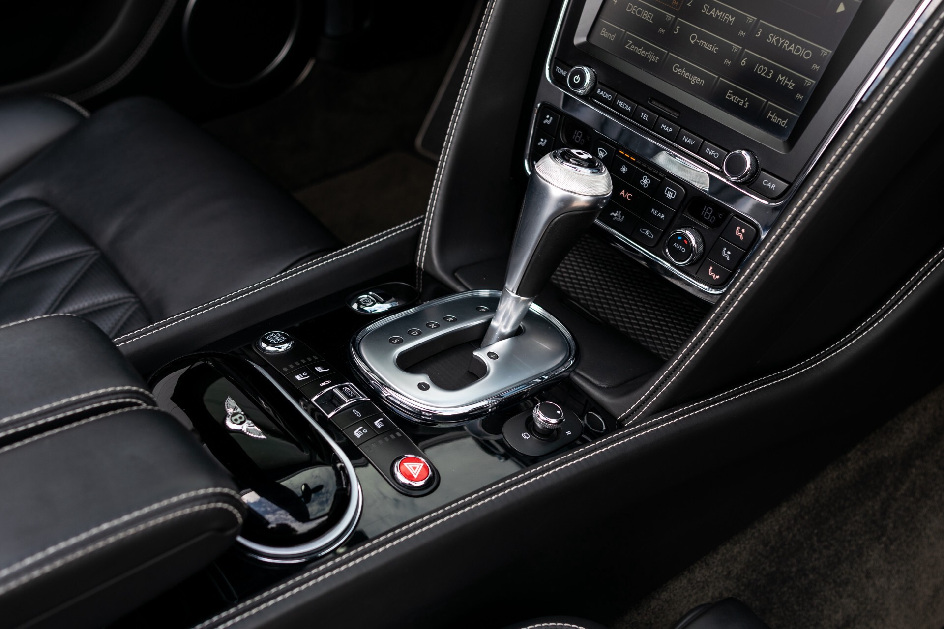 Bentley Continental GTC 4.0 V8 S Mulliner Aut8 . Foto 12