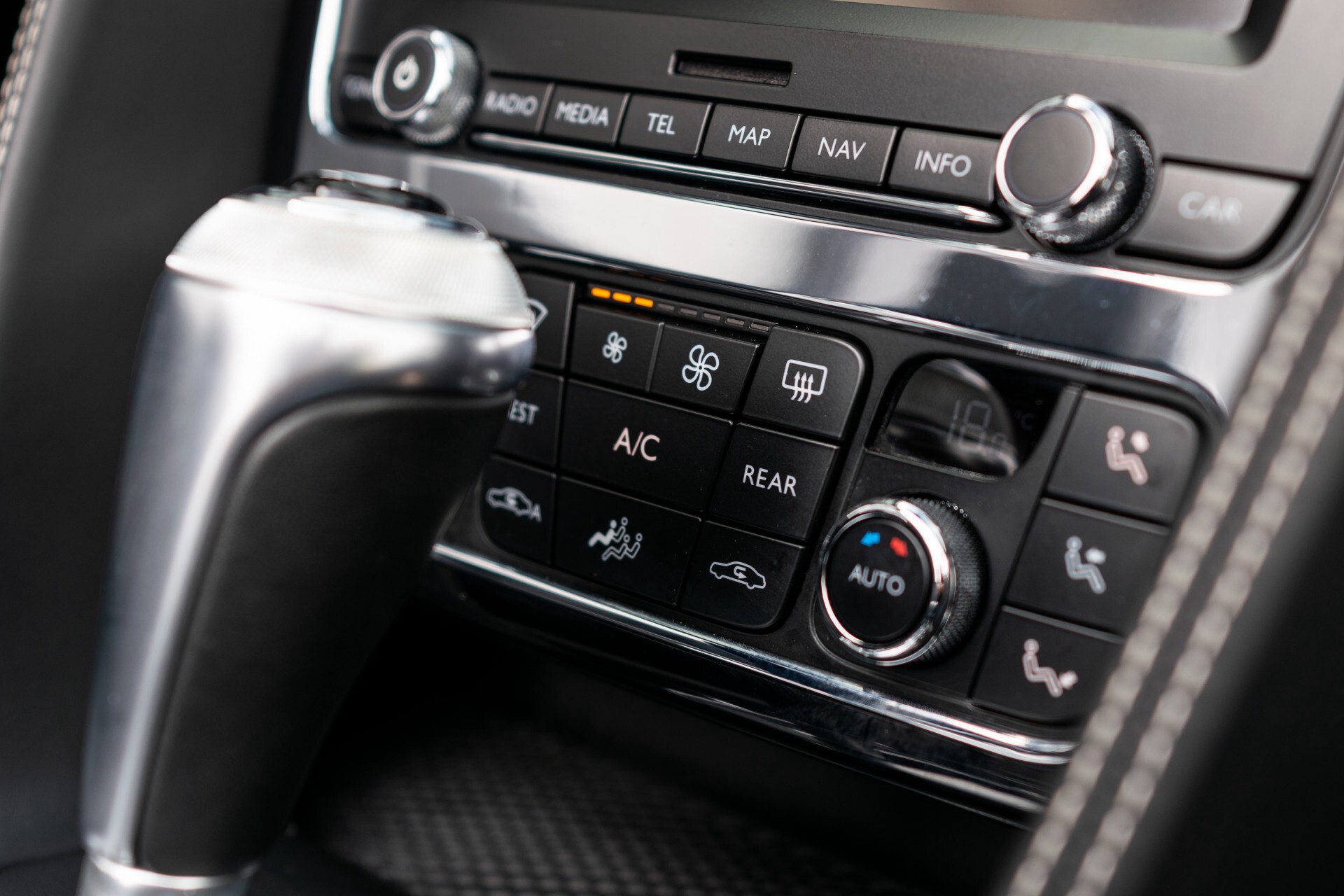 Bentley Continental GTC 4.0 V8 S Mulliner Aut8 . Foto 26