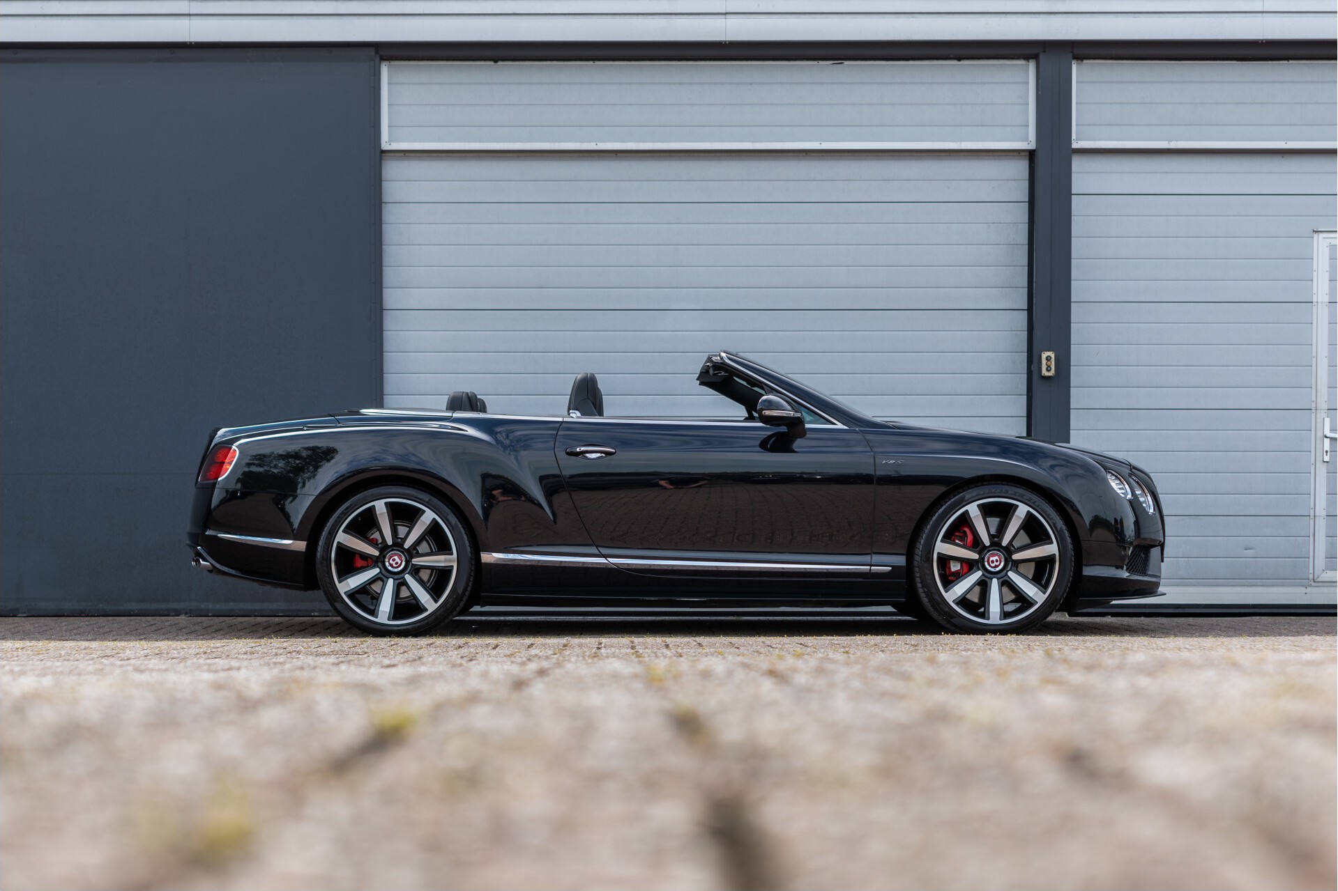 Bentley Continental GTC 4.0 V8 S Mulliner Aut8 . Foto 30