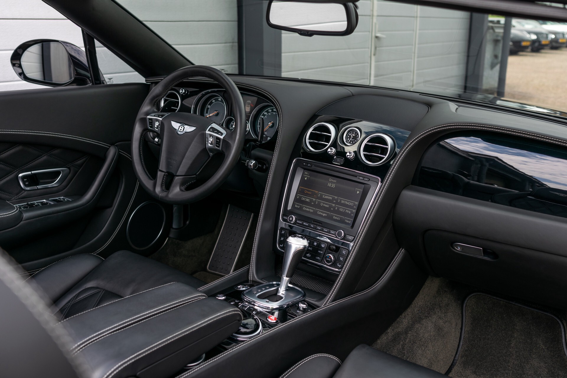 Bentley Continental GTC 4.0 V8 S Mulliner Aut8 . Foto 8