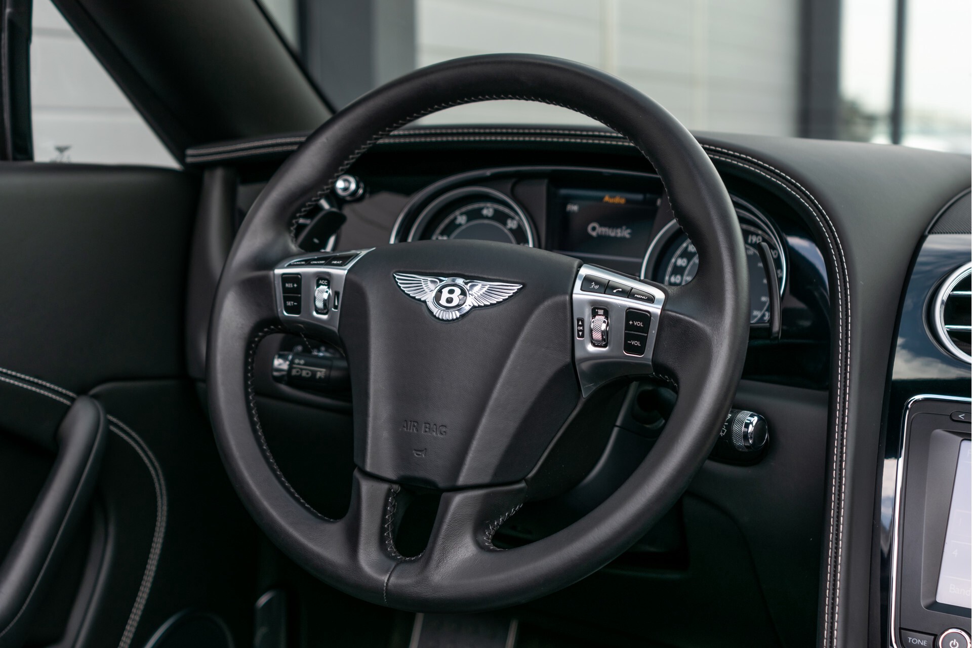 Bentley Continental GTC 4.0 V8 S Mulliner Aut8 . Foto 9