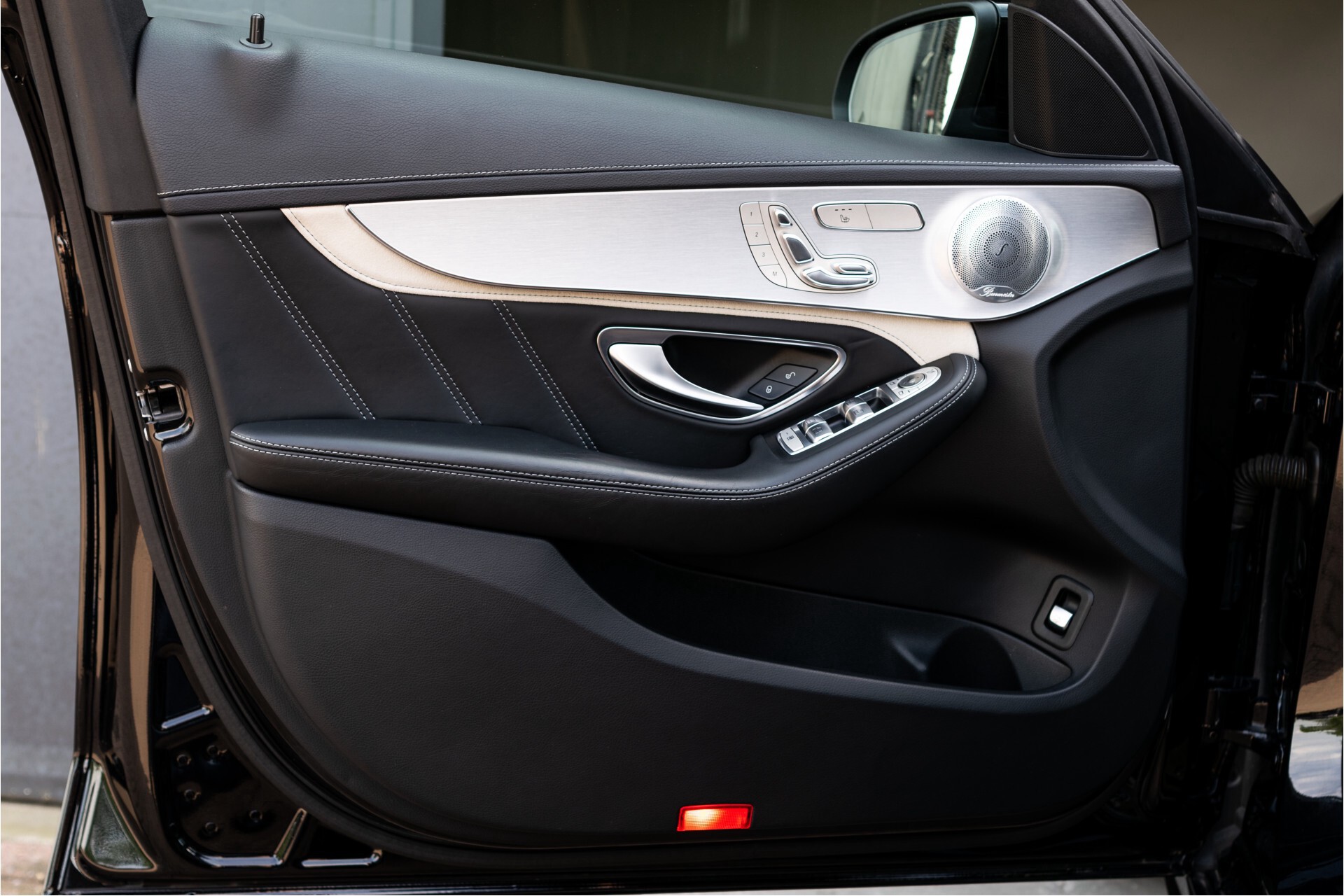 Mercedes-Benz C-Klasse Estate 63 AMG S Night | Panorama | Driverspack | Rij-assistentie | Keyless | Burmester | Memory Aut7 Foto 12