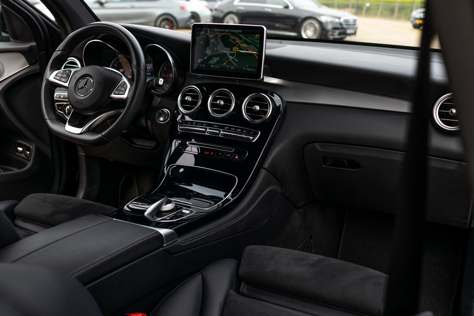 Mercedes-Benz GLC 250 4-M Distronic/360 camera/Auto-trekhaak/AMG Aut9 . Foto 7