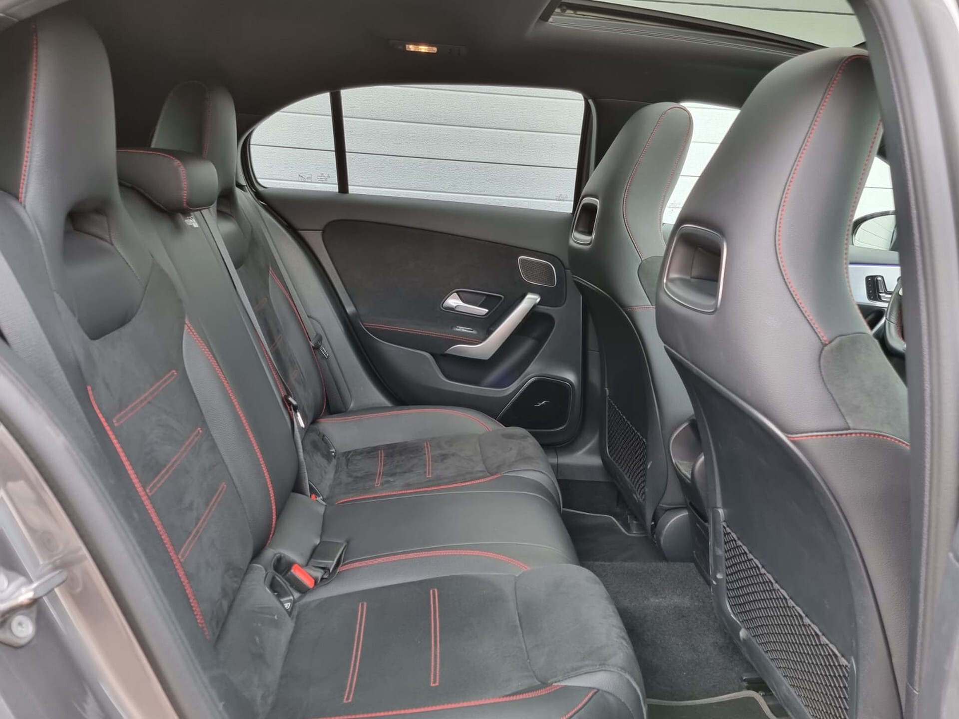 Mercedes-Benz A-Klasse 250 AMG Night/Panorama/Burmester/Camera/Sfeerverlichting/Memory Aut7 Foto 10