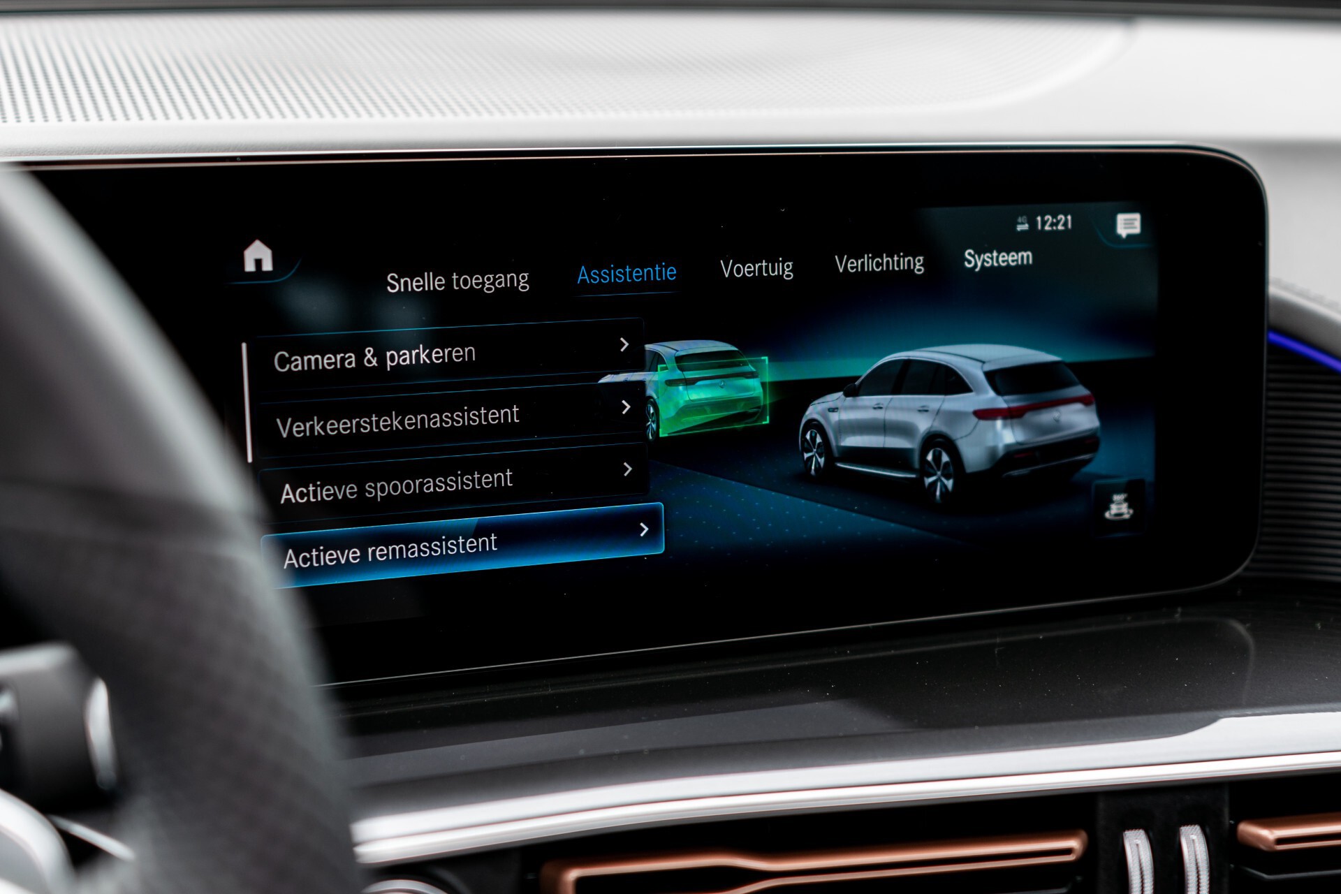 Mercedes-Benz EQC 400 4M AMG Rij-assistentie | Schuifdak | Burmester | 21"AMG | Treeplanken Foto 20