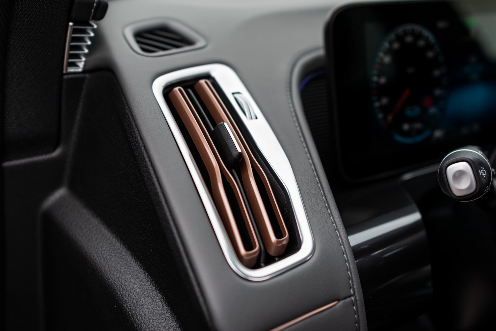 Mercedes-Benz EQC 400 4M AMG Rij-assistentie | Schuifdak | Burmester | 21"AMG | Treeplanken Foto 23