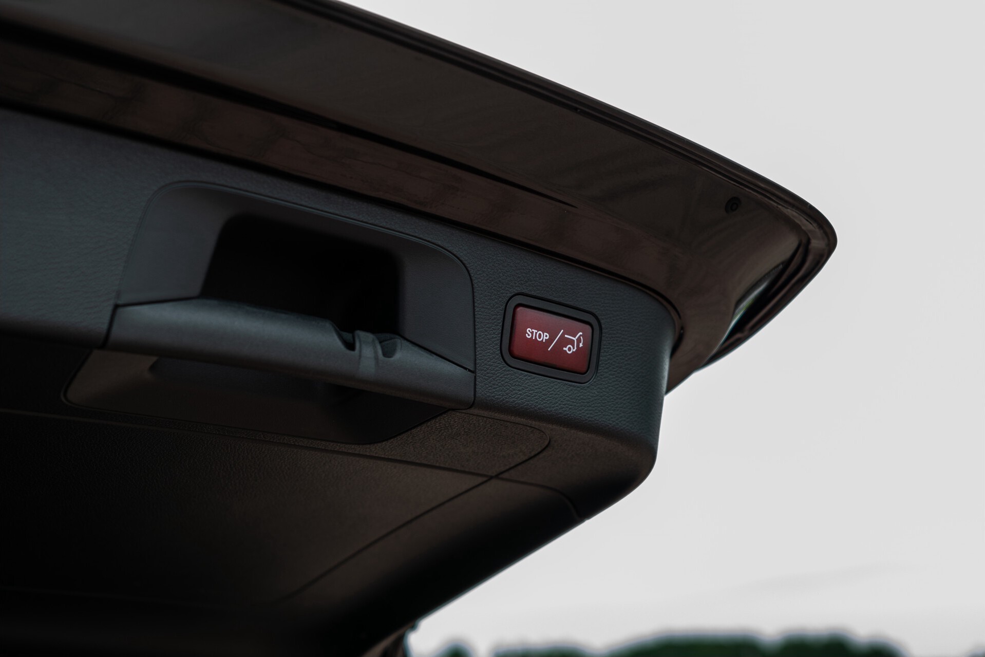 Mercedes-Benz EQC 400 4M AMG Rij-assistentie | Schuifdak | Burmester | 21"AMG | Treeplanken Foto 46