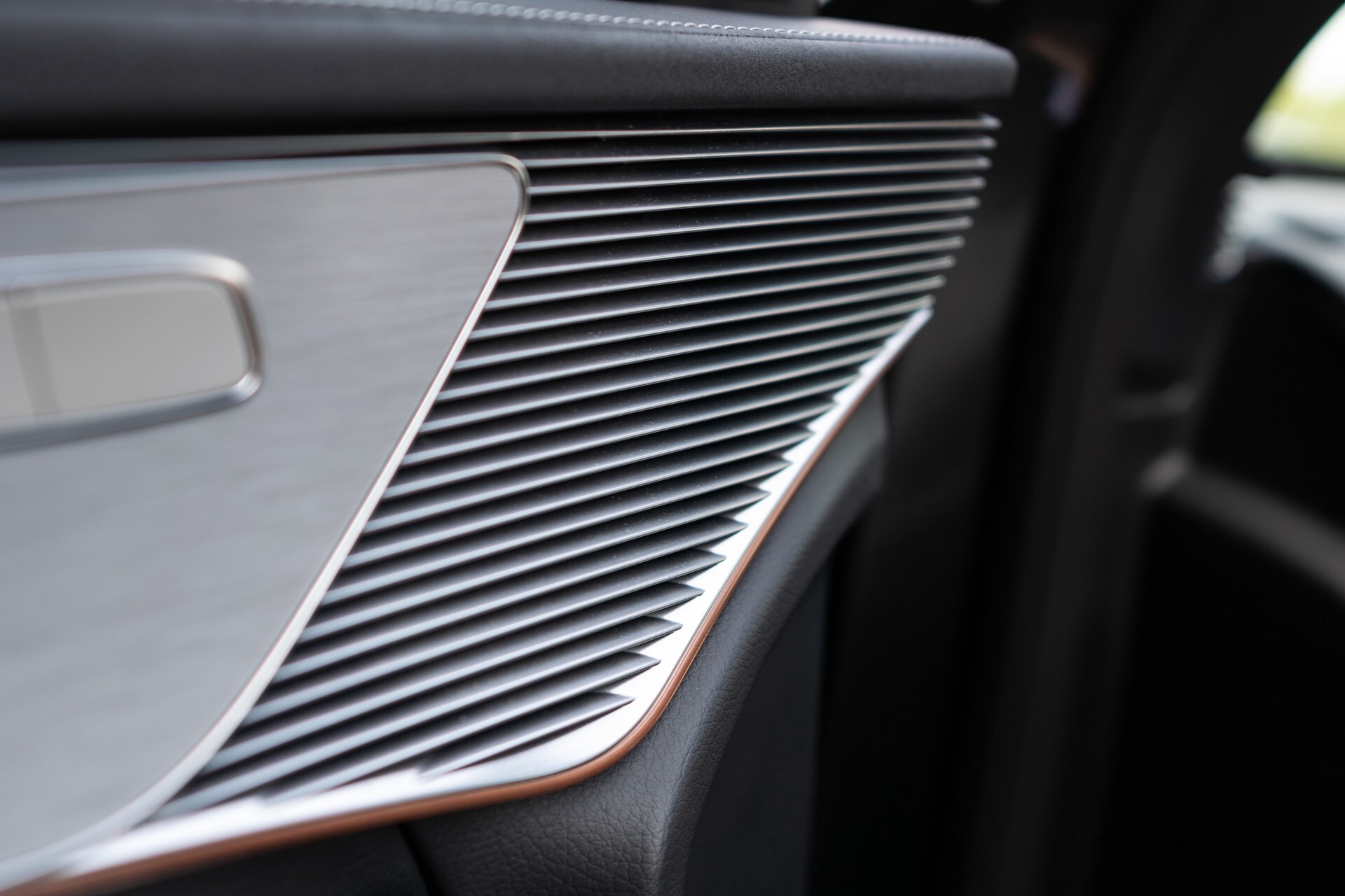 Mercedes-Benz EQC 400 4M AMG Rij-assistentie | Schuifdak | Burmester | 21"AMG | Keyless-Go Foto 23