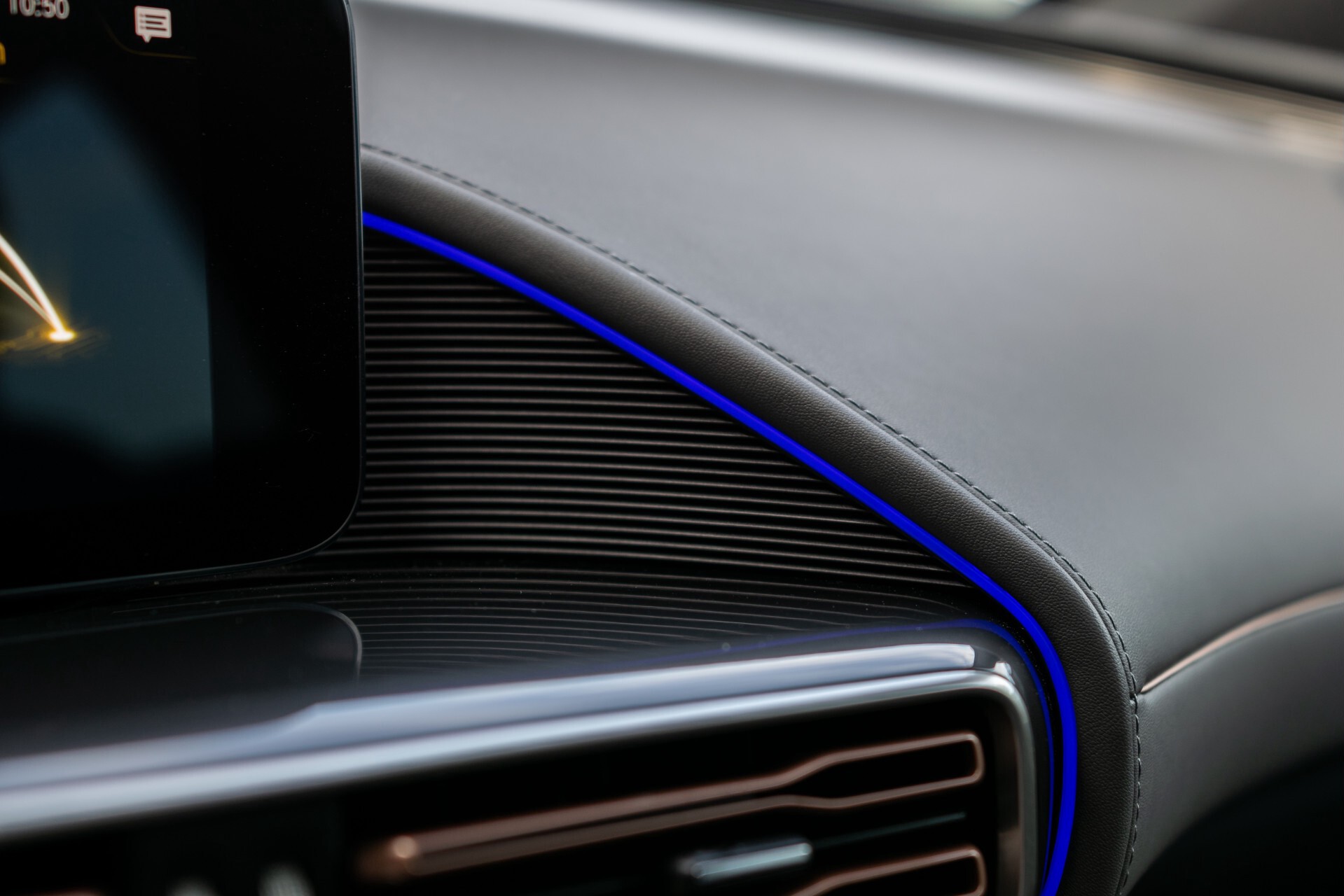 Mercedes-Benz EQC 400 4M AMG Rij-assistentie | Schuifdak | Burmester | 21"AMG | Keyless-Go Foto 27