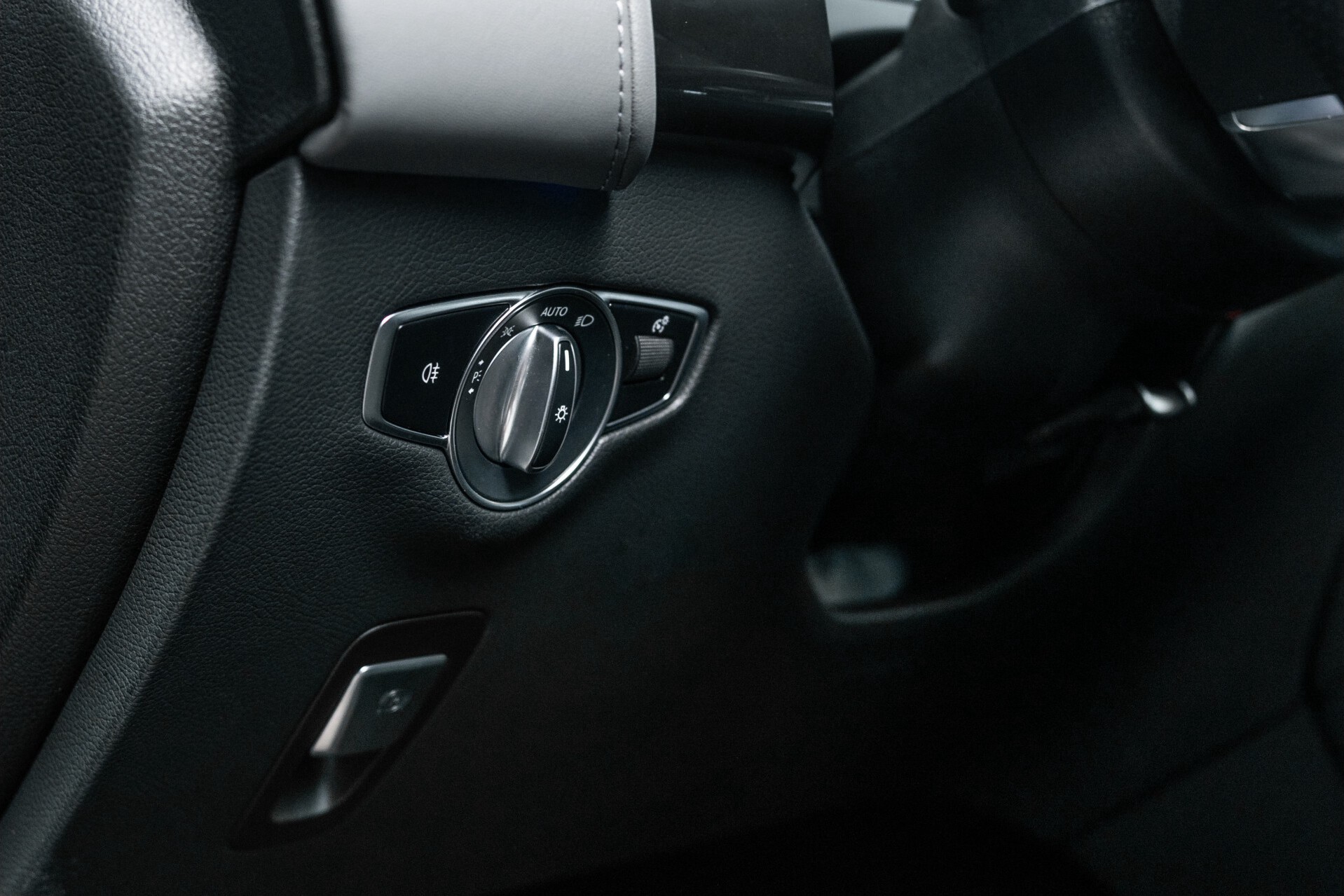 Mercedes-Benz EQC 400 4M AMG Rij-assistentie | Schuifdak | Burmester | 21"AMG | Keyless-Go Foto 29