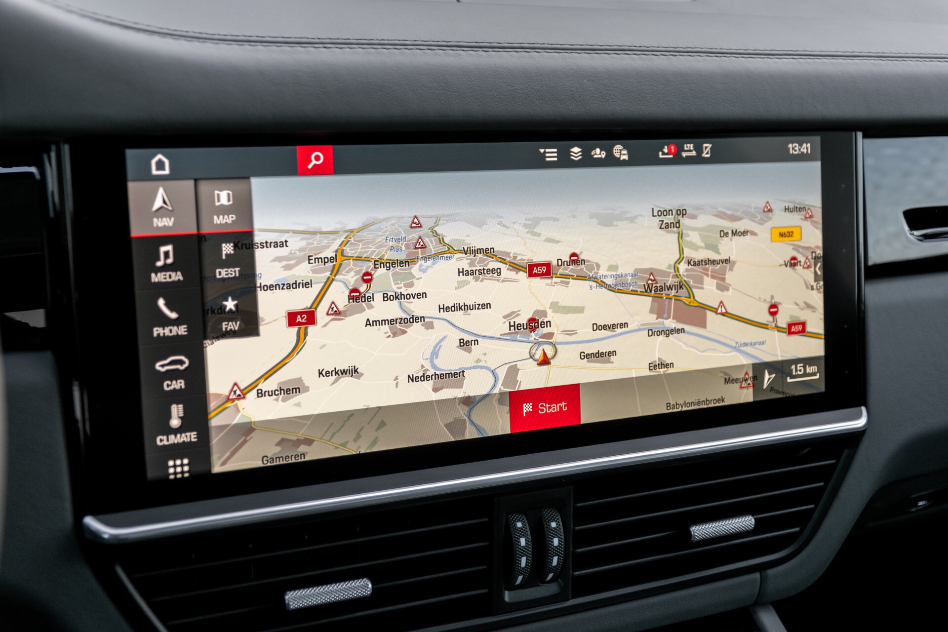 Porsche Cayenne 3.0 E-Hybrid Sport Design Luchtvering/Adaptive Cruise/Keyless/Panorama/Adaptieve stoelen Aut8 Foto 15