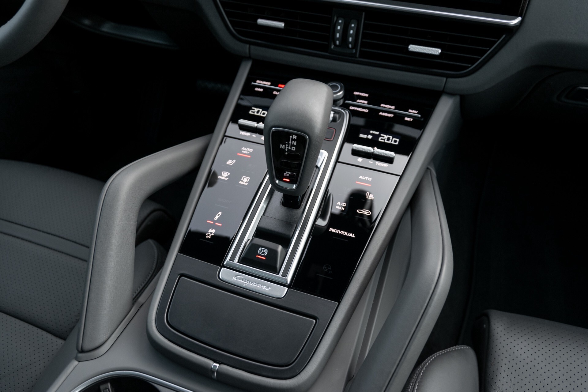 Porsche Cayenne 3.0 E-Hybrid Sport Design Luchtvering/Adaptive Cruise/Keyless/Panorama/Adaptieve stoelen Aut8 Foto 18